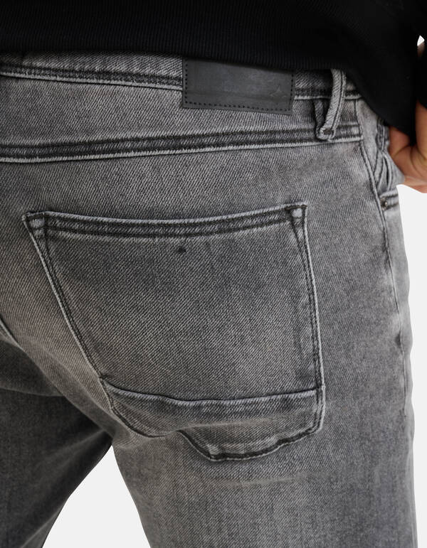 Schlanke Jog-Jeans Grau L30 SHOEBY MEN