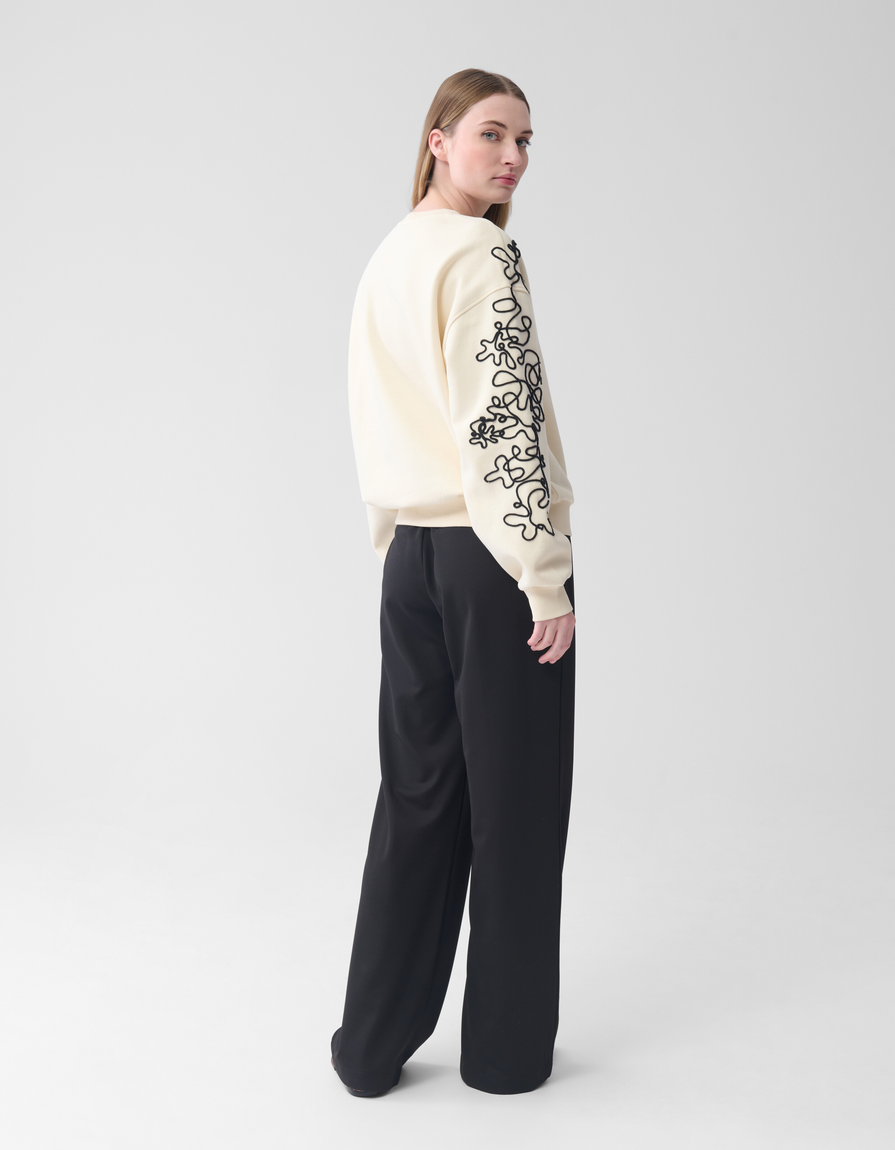 Stickerei Kunstwerk Pullover Off White SHOEBY WOMEN