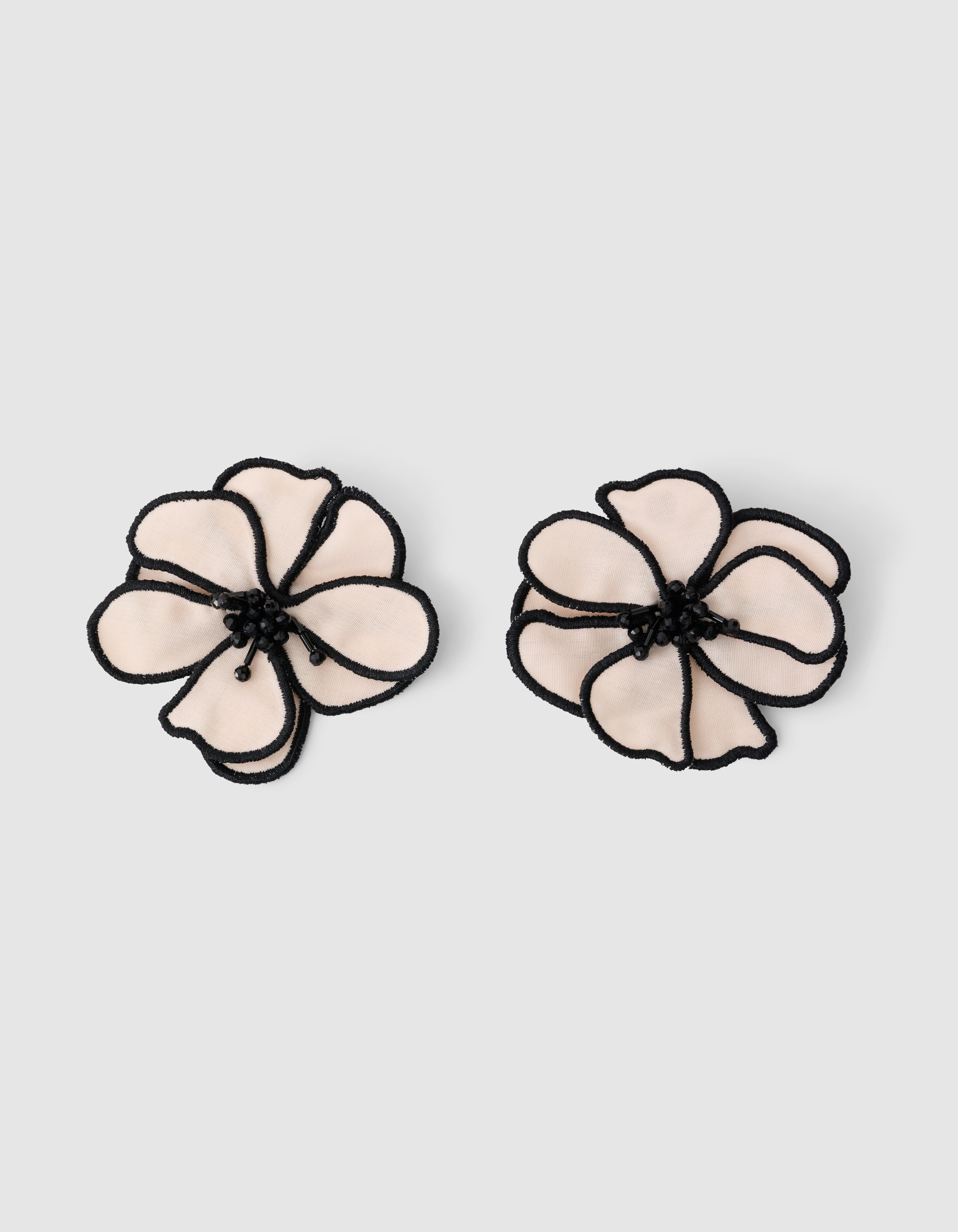 Blumenohrringe Schwarz/Weiß SHOEBY ACCESSOIRES