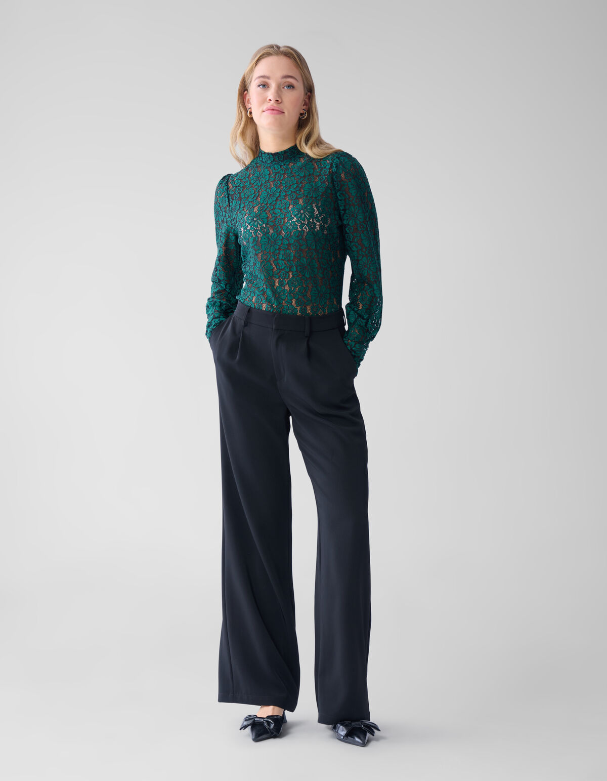 Two Tone Lace Top Dunkelgrün SHOEBY WOMEN