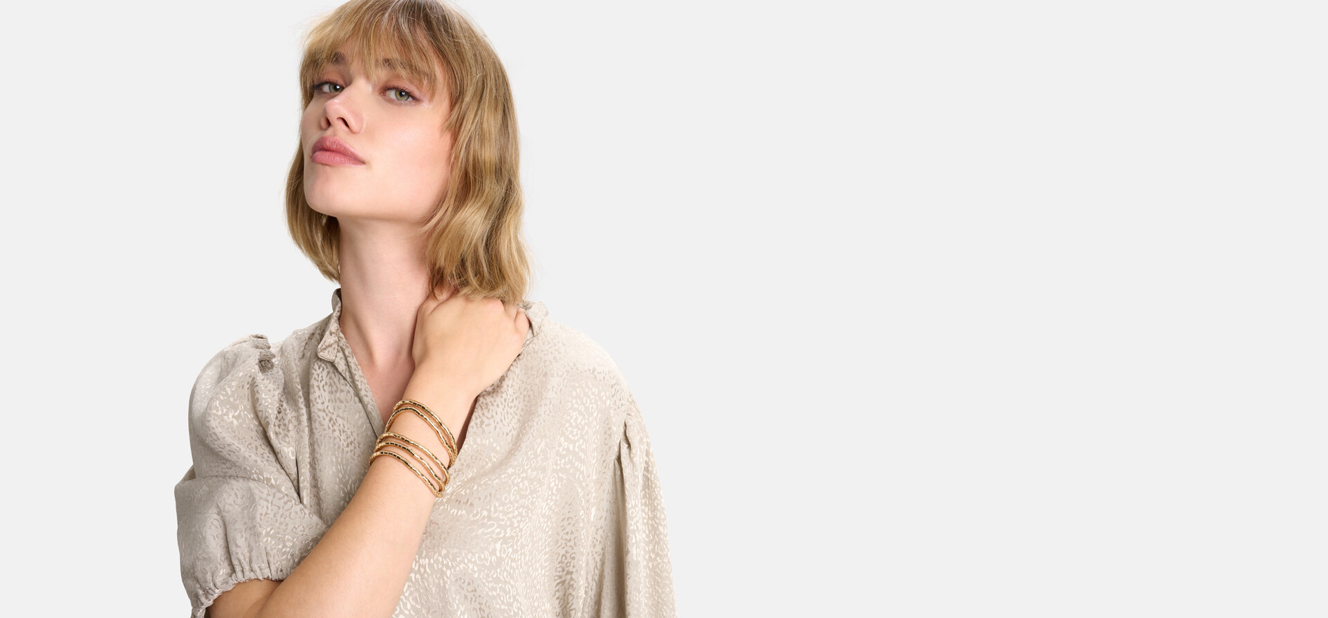 Großes Goldenes Armband SHOEBY ACCESSOIRES
