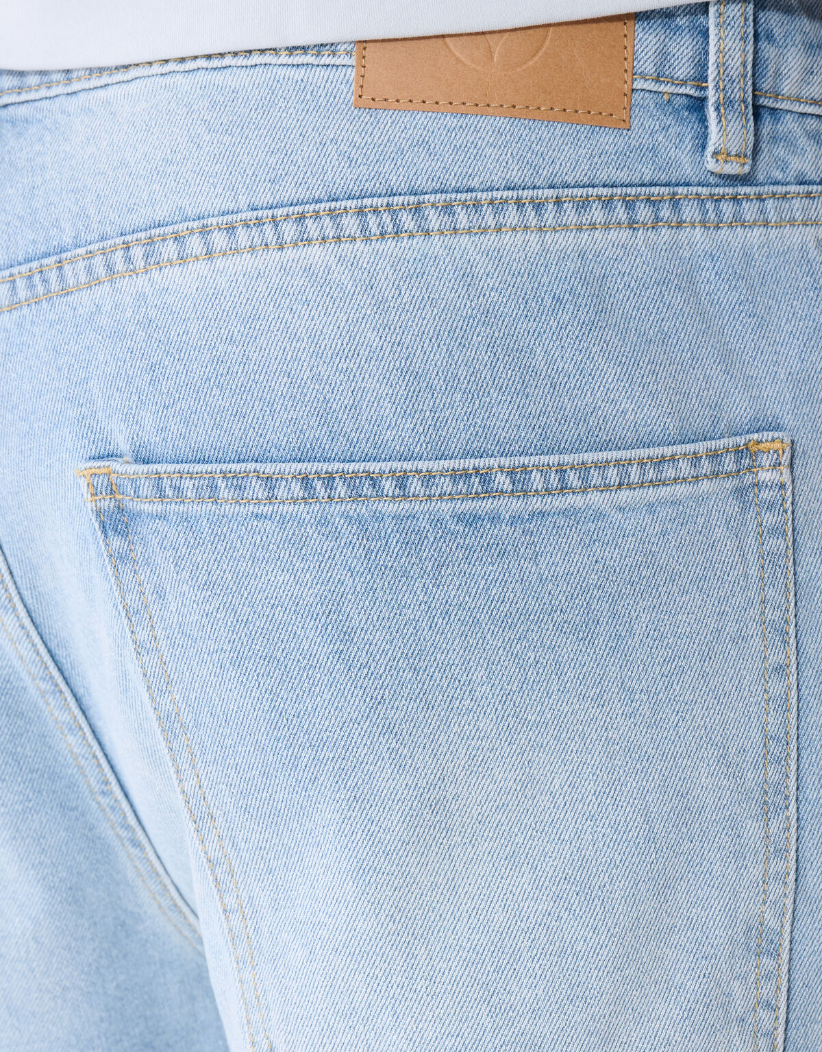 Baggy Fit Jeans Gebleicht L32 SHOEBY MEN