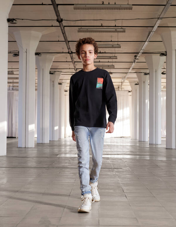 Tapered Jeans Gebleicht SHOEBY BOYS