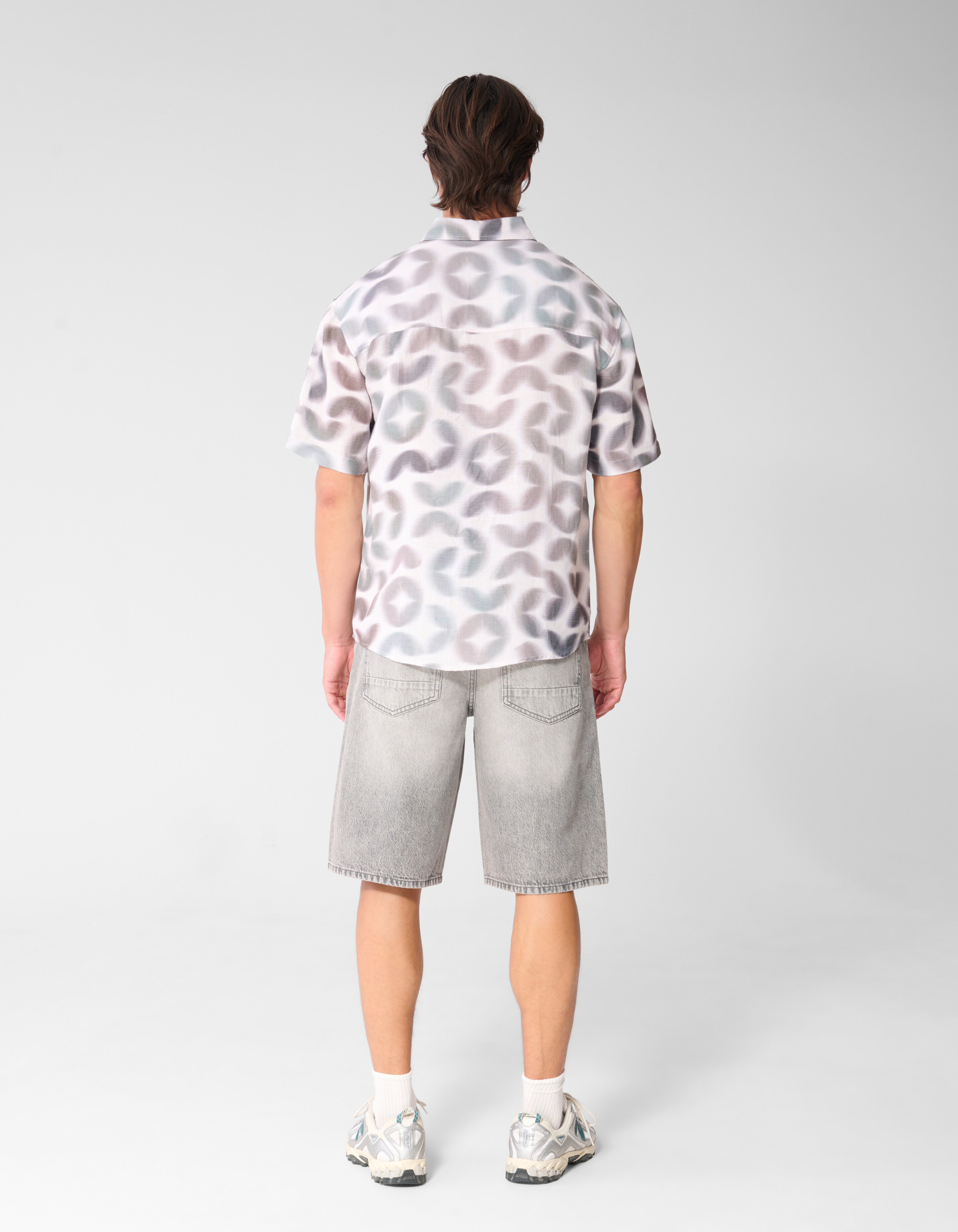 Graphic Spark Print Hemd Hellgrau SHOEBY MEN