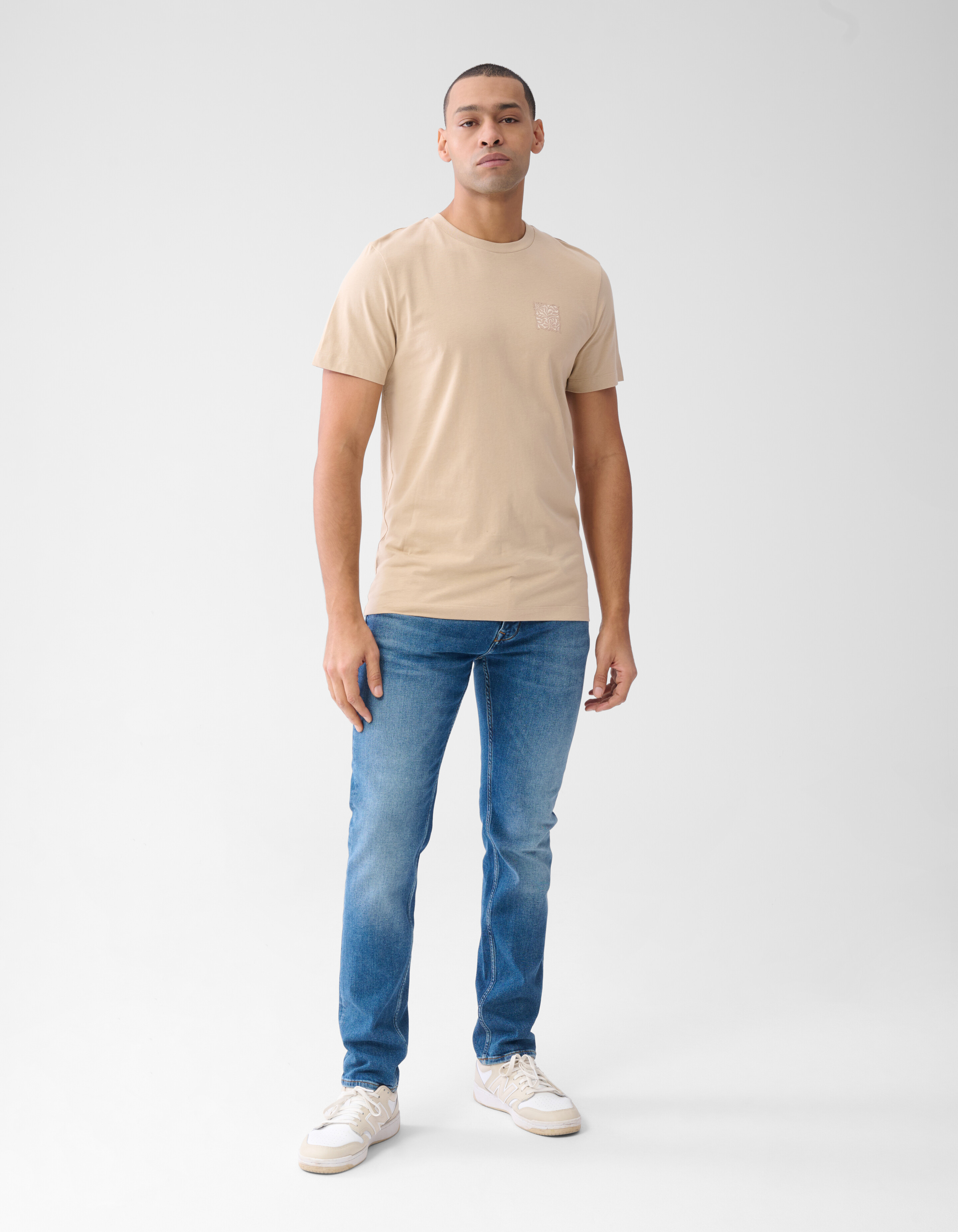 Blumenblock-T-Shirt Sand SHOEBY MEN