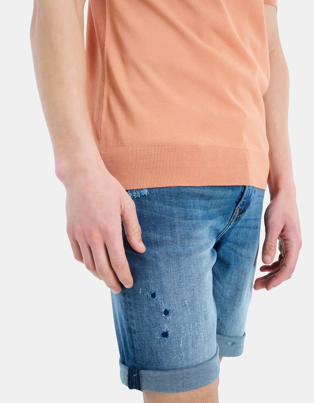 Gestricktes Poloshirt mit Reißverschluss REFILL