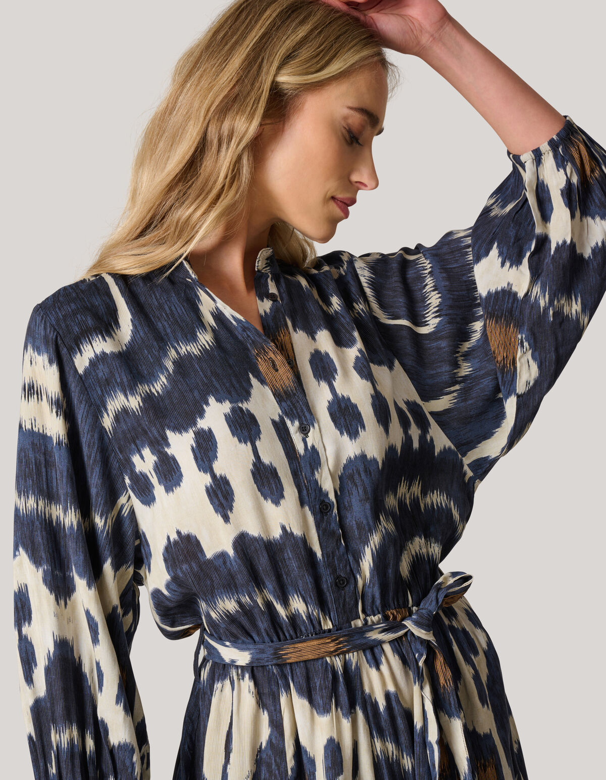 Bedrucktes Kleid Dunkelblau SHOEBY WOMEN