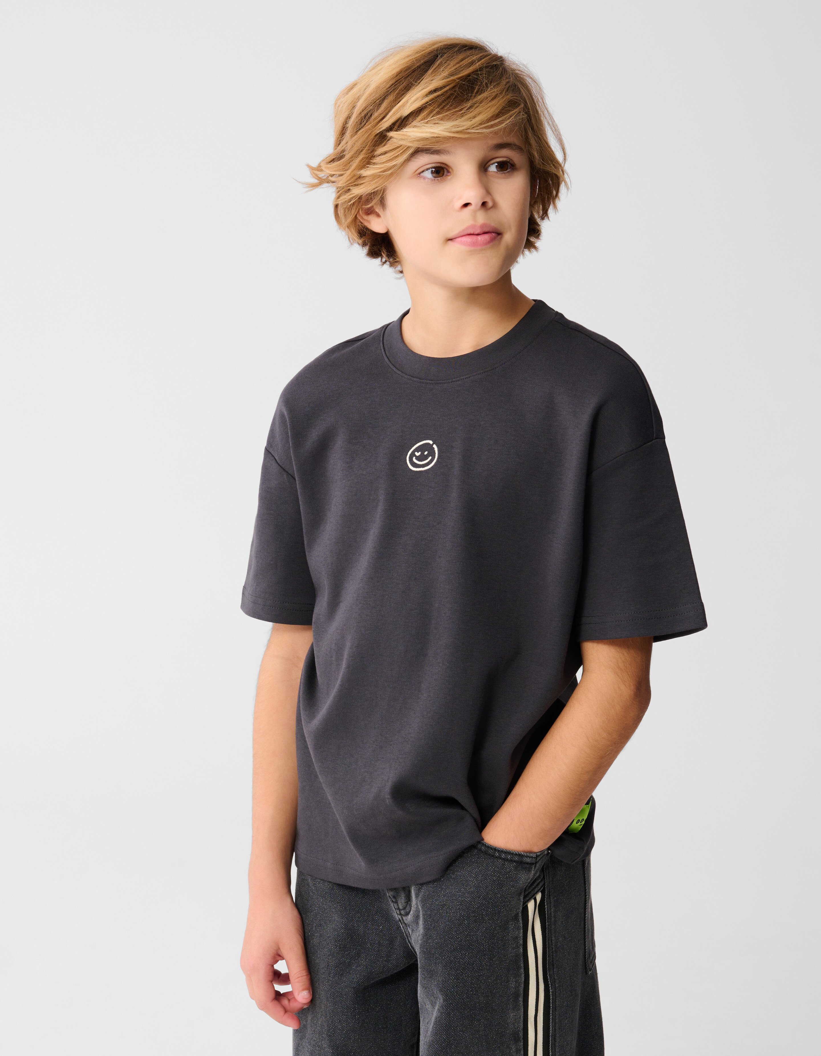 Smiley Artwork T-Shirt Dunkelgrau SHOEBY BOYS