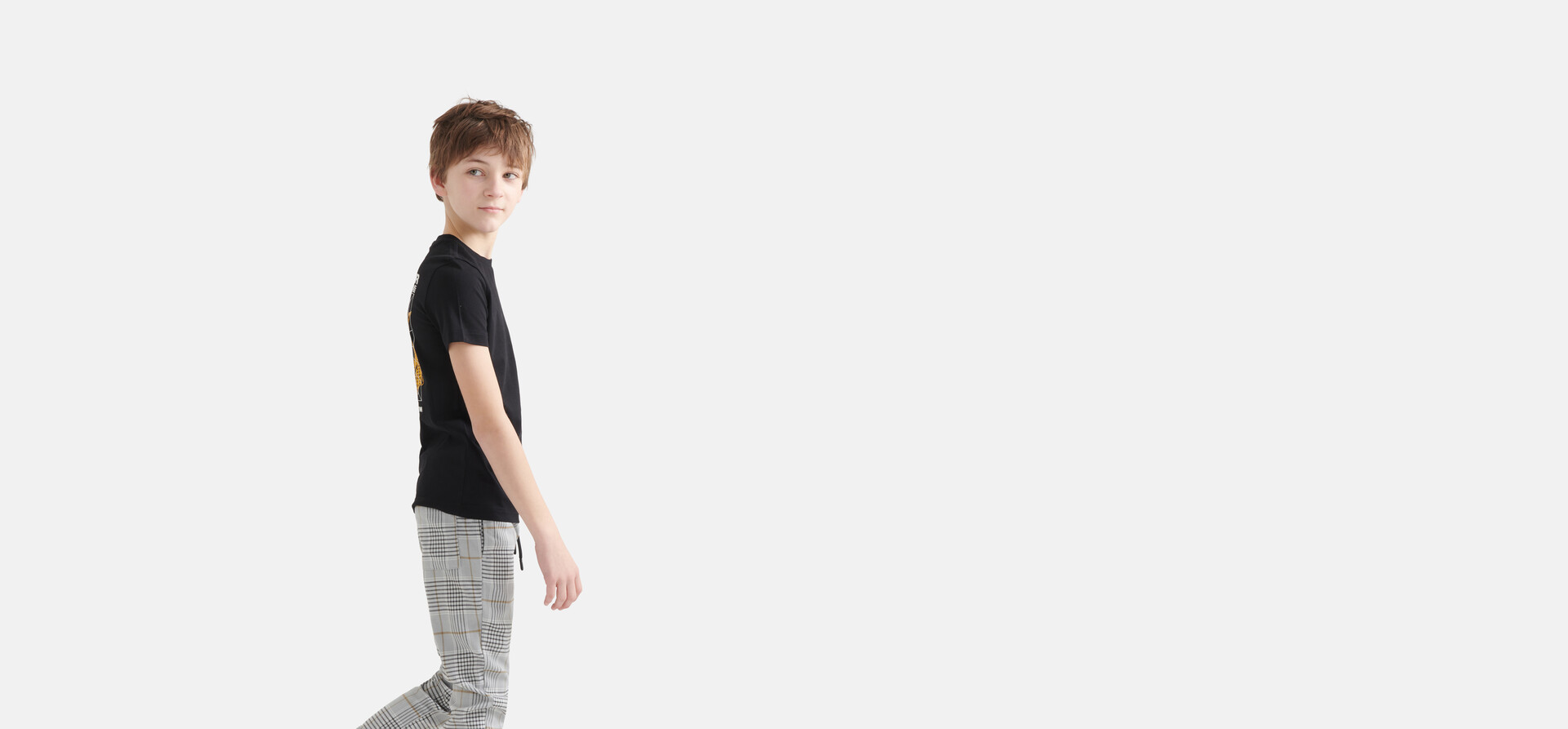 Grafisches Artwork T-Shirt Schwarz SHOEBY BOYS