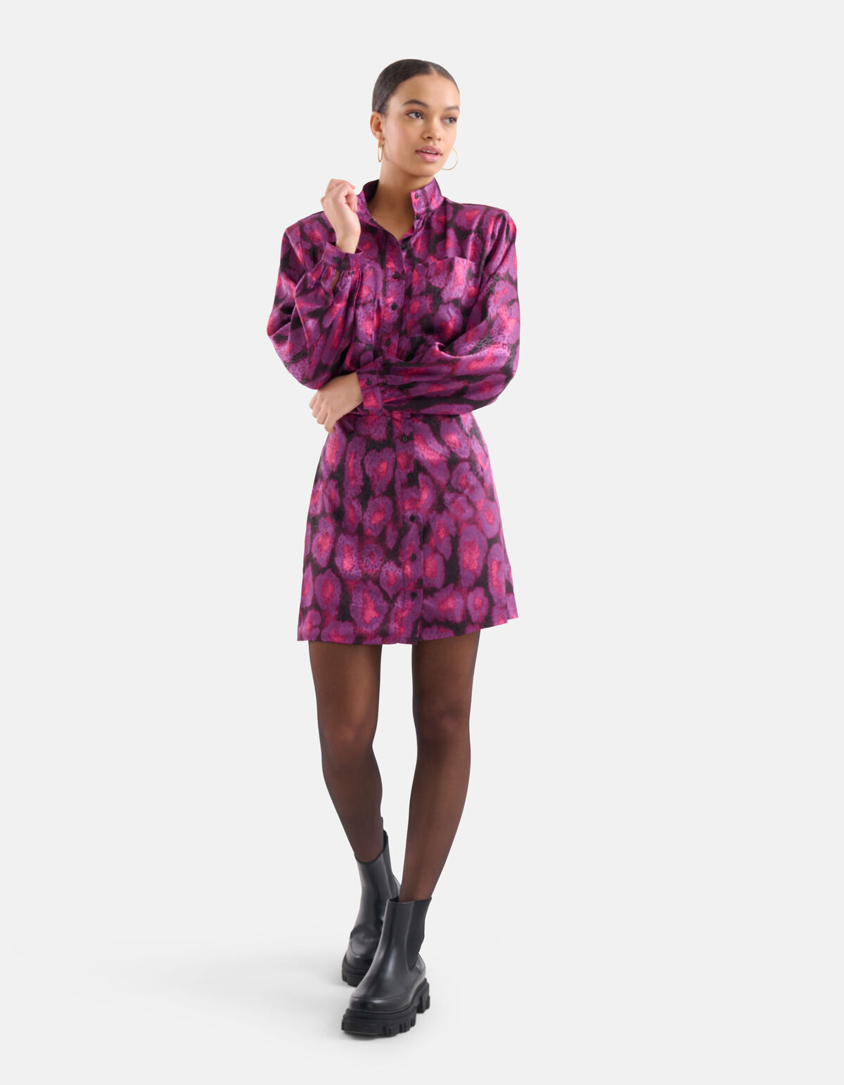 Satin Kleid mit Schulterpolsterung Violett EKSEPT
