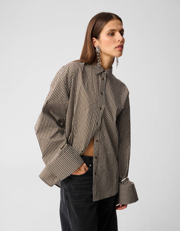 Nadelstreifenbluse mit Strasssteinen, Braun SHOEBY WOMEN