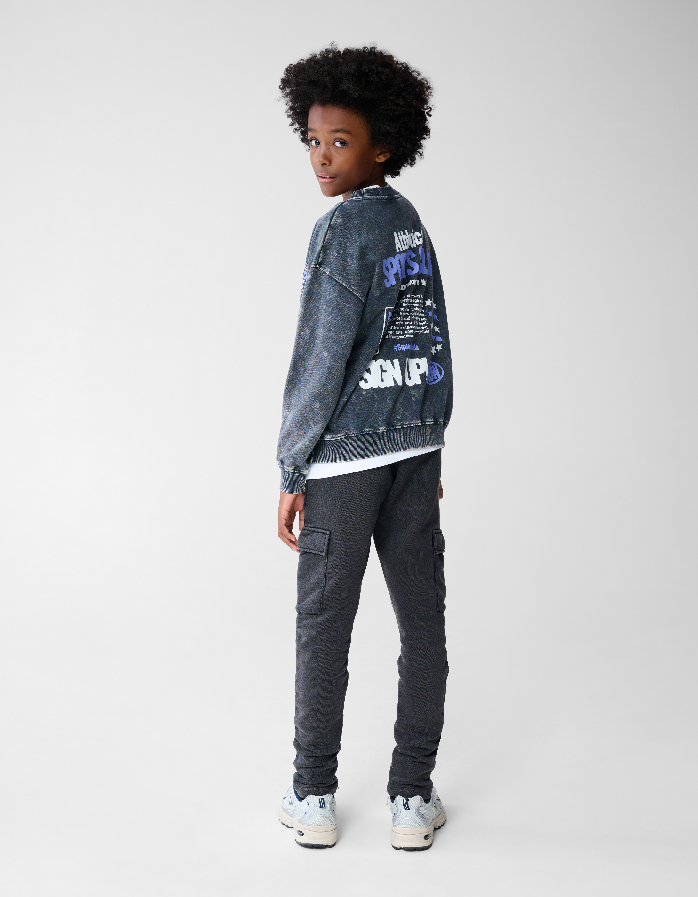 Gewaschenes Club Artwork Sweatshirt Dunkelgrau SHOEBY BOYS