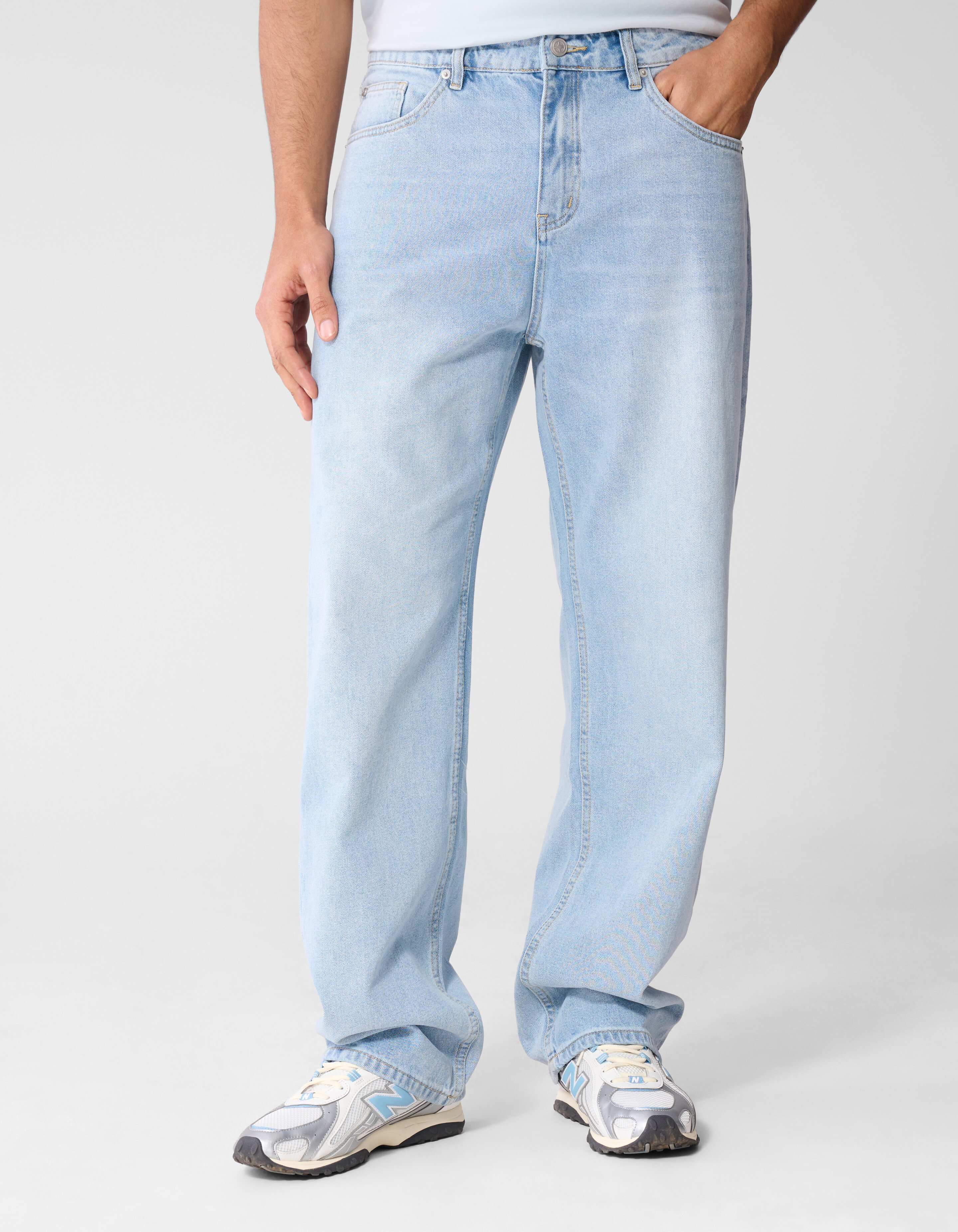 Baggy Fit Jeans Gebleicht L32 SHOEBY MEN