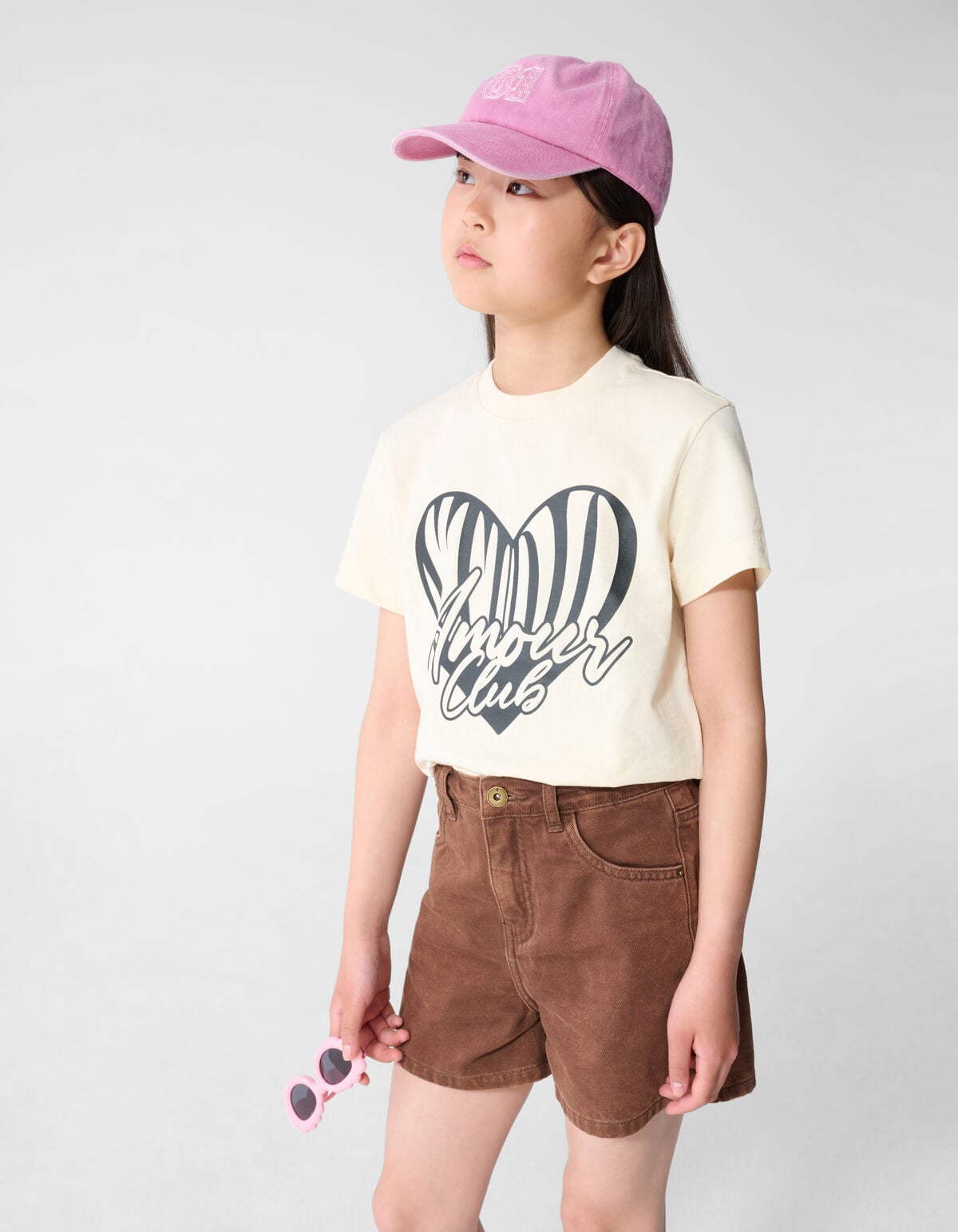 Heart Club Artwork T-Shirt in gebrochenem Wei&szlig; SHOEBY GIRLS