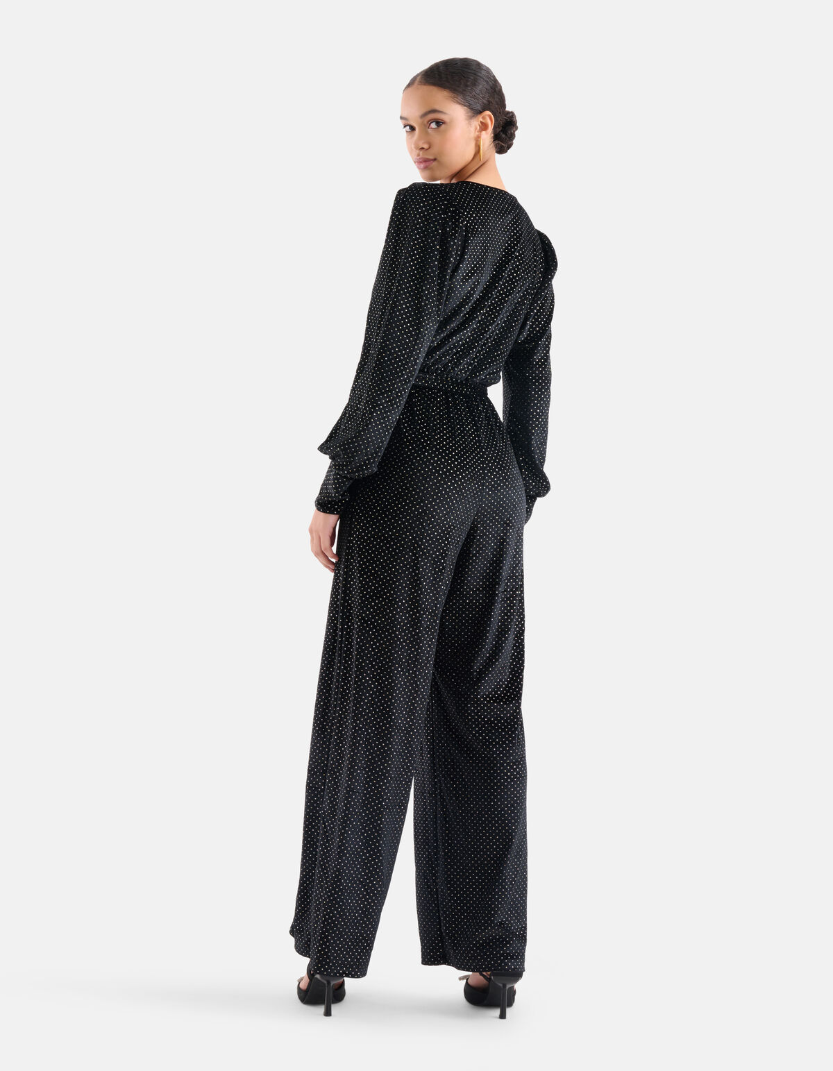 Samt Jumpsuit mit Strasssteinen Schwarz EKSEPT