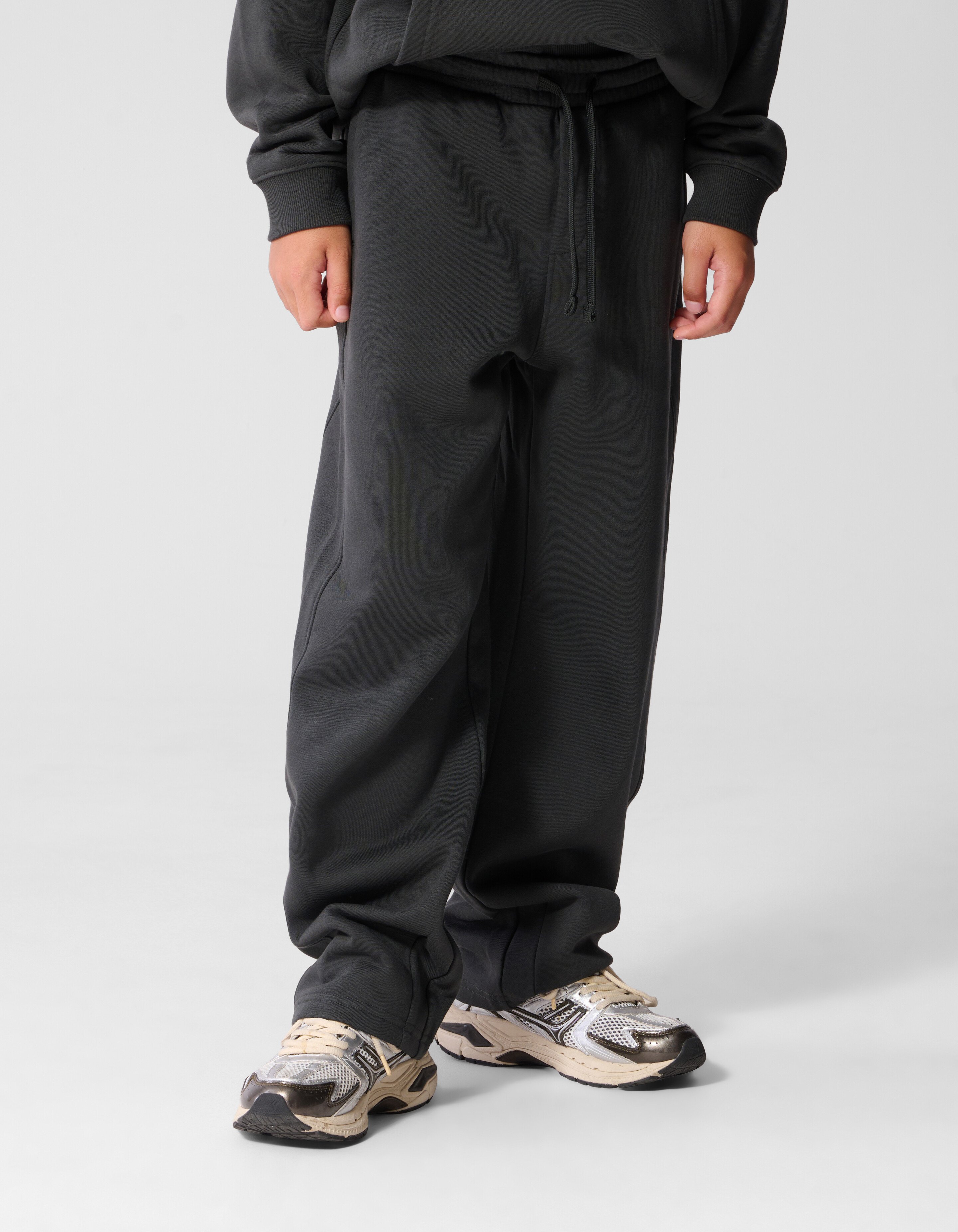 Creator Barrel Joggerhose Schwarz SHOEBY BOYS