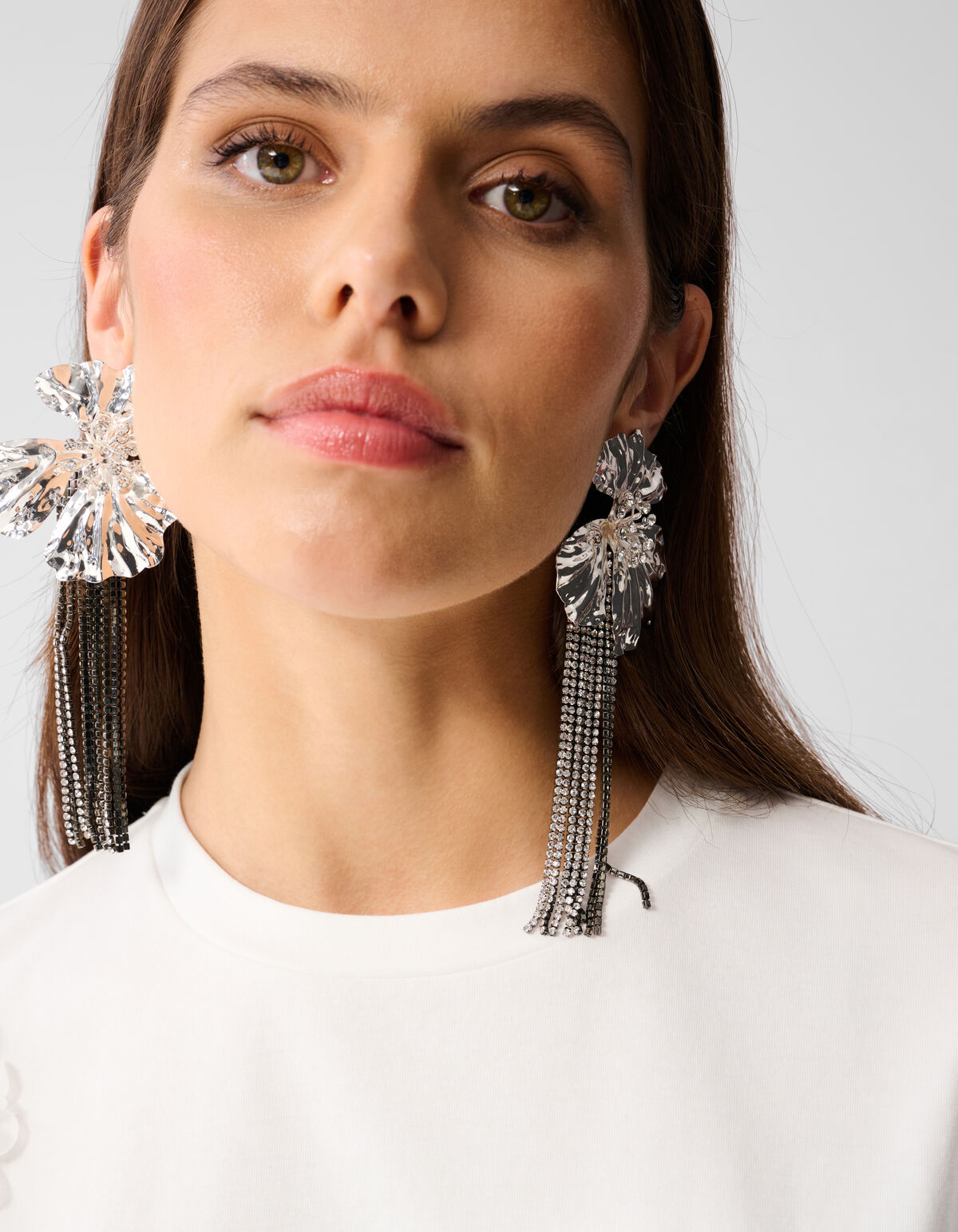 &Uuml;bergro&szlig;es Blumen-T-Shirt Wei&szlig; von Lizzy SHOEBY WOMEN