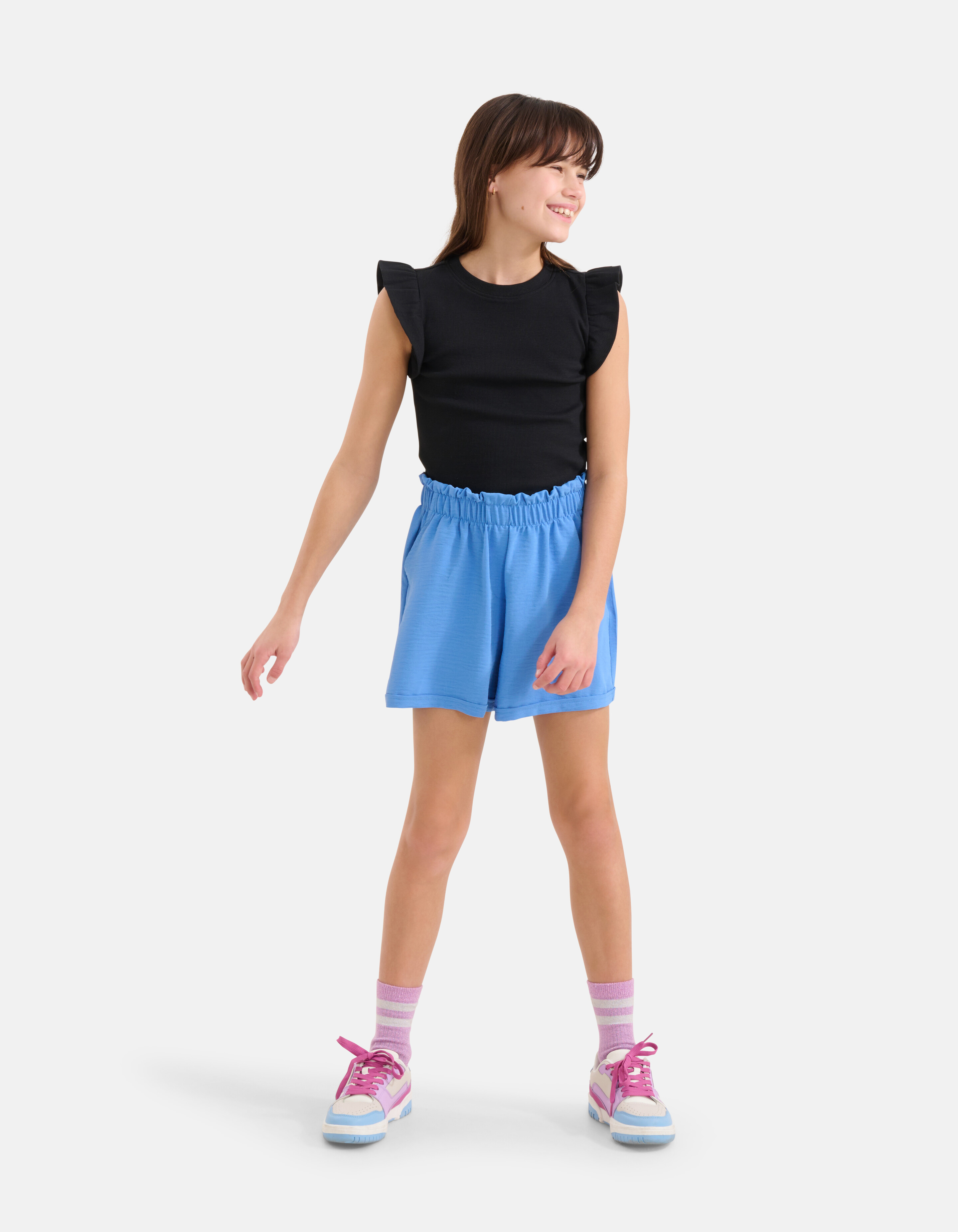 Ruffle Rib Top Schwarz SHOEBY GIRLS