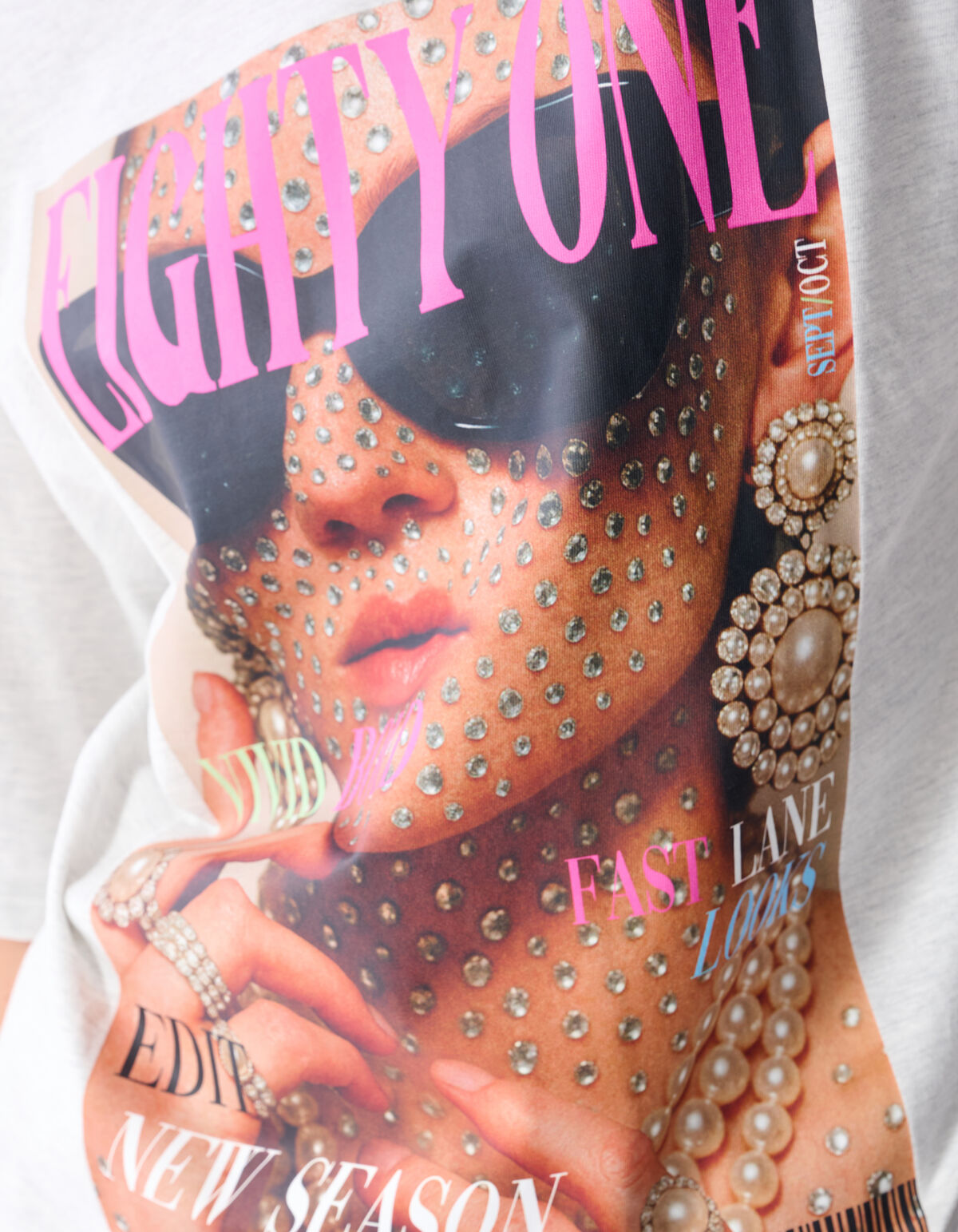 Magazin Artwork T-Shirt Hellgrau SHOEBY WOMEN