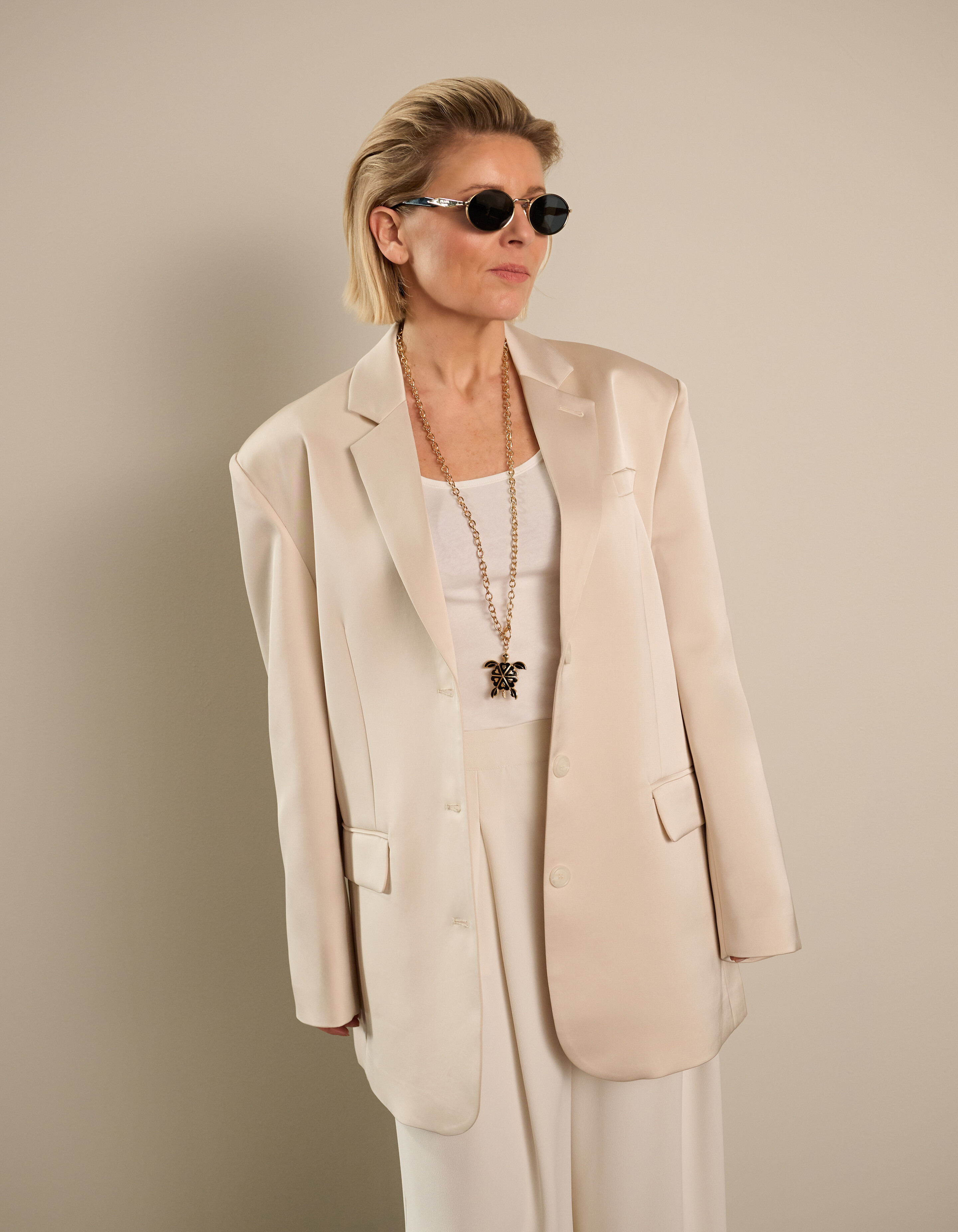 Satin Oversized Blazer Off White von Lonneke SHOEBY WOMEN