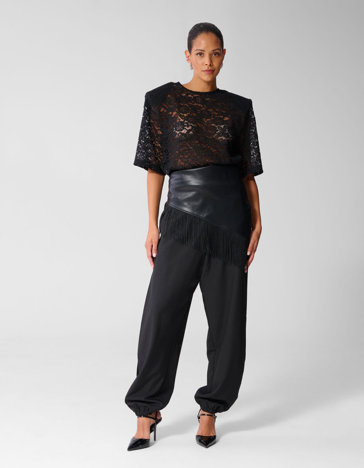 Lace Shoulder Top Schwarz SHOEBY WOMEN