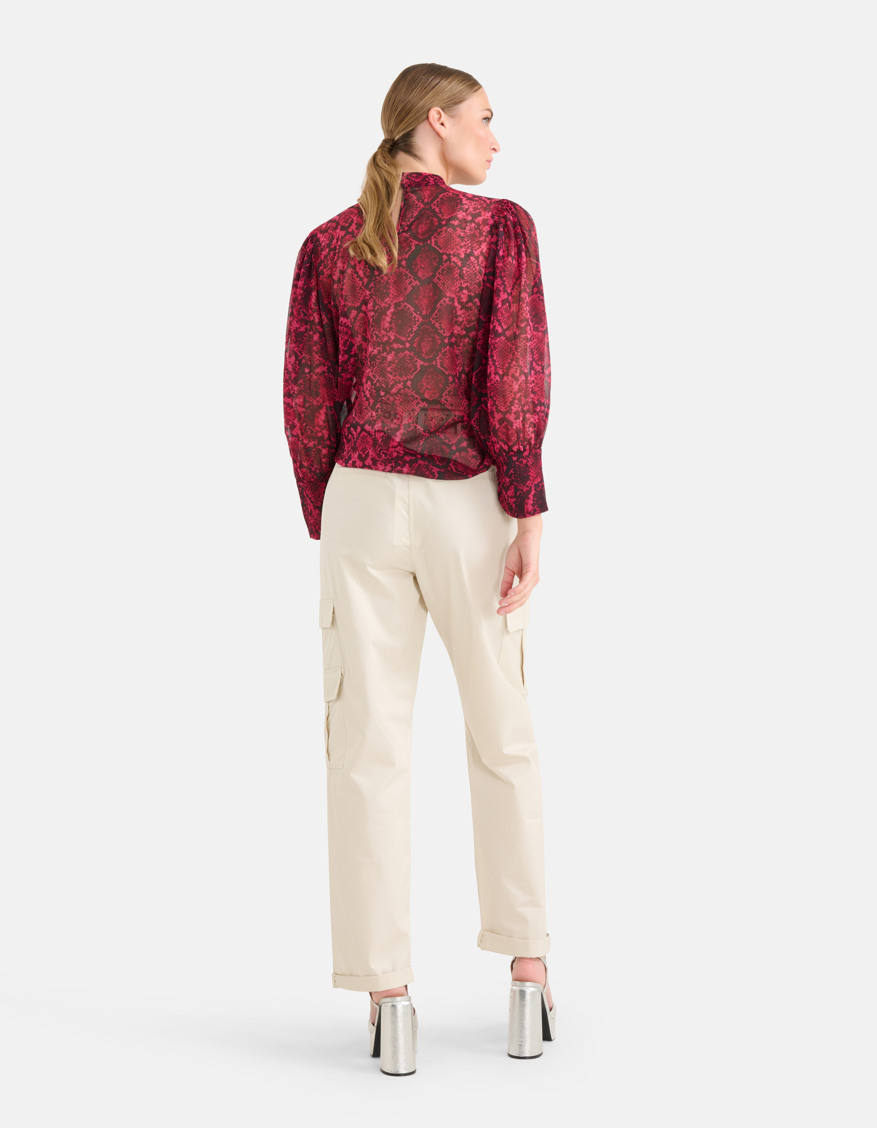 Chiffon-Bluse mit Schlangendruck Dunkelrosa SHOEBY WOMEN