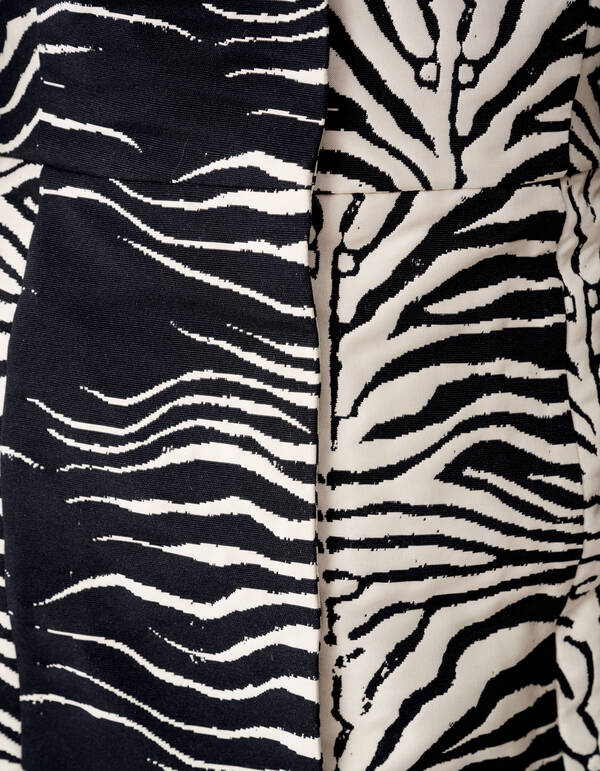 Eierf&ouml;rmiges Minikleid Schwarz/ Off White SHOEBY WOMEN