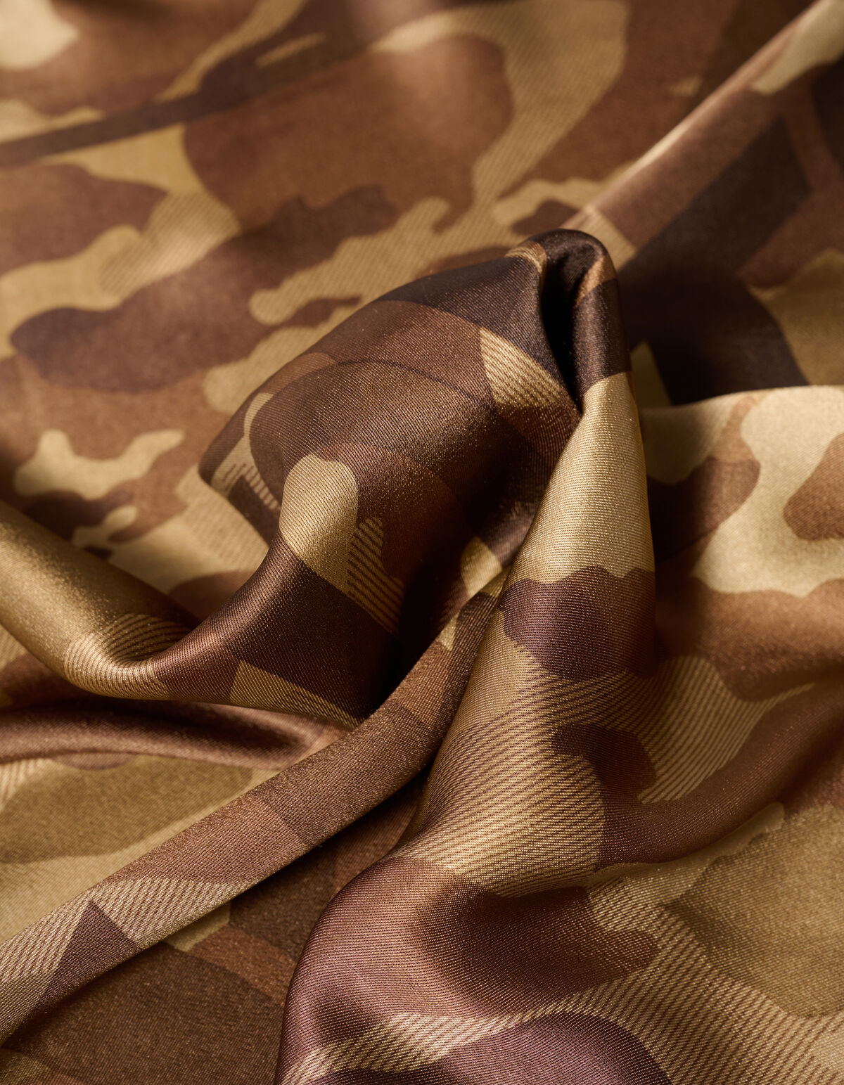 Satin-Camouflage-Schal Braun SHOEBY ACCESSOIRES