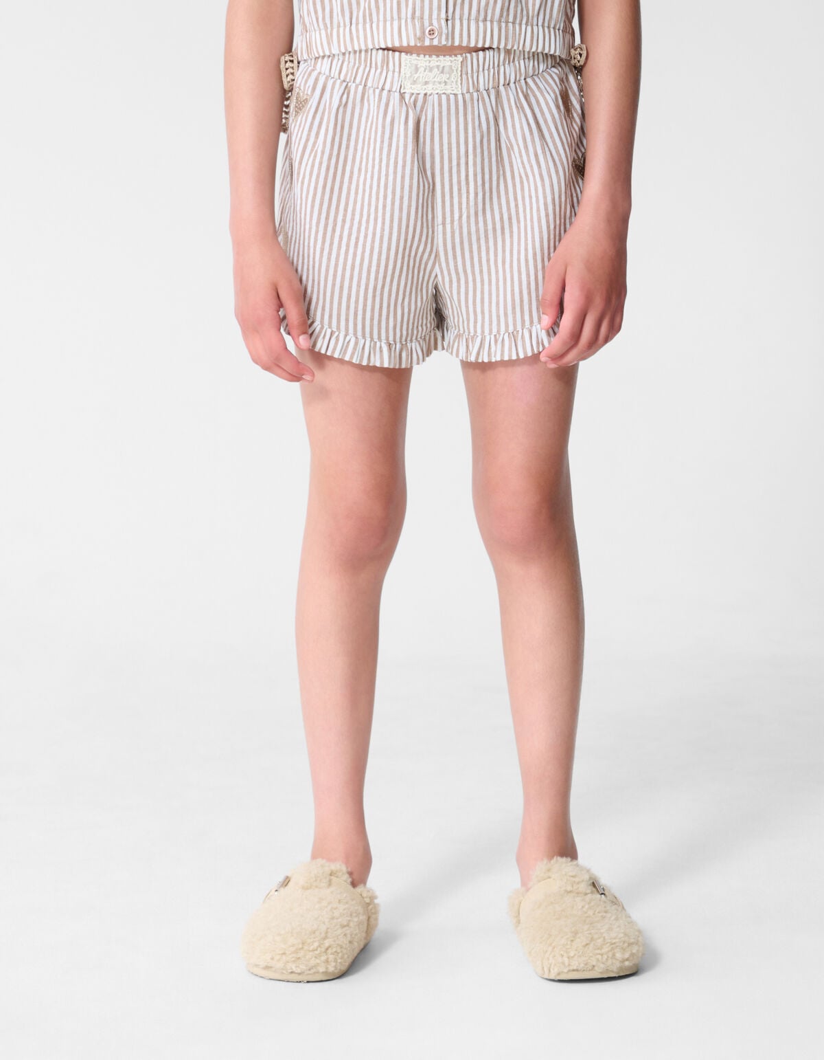 Bluse mit Nadelstreifen-Stickerei Braun SHOEBY GIRLS