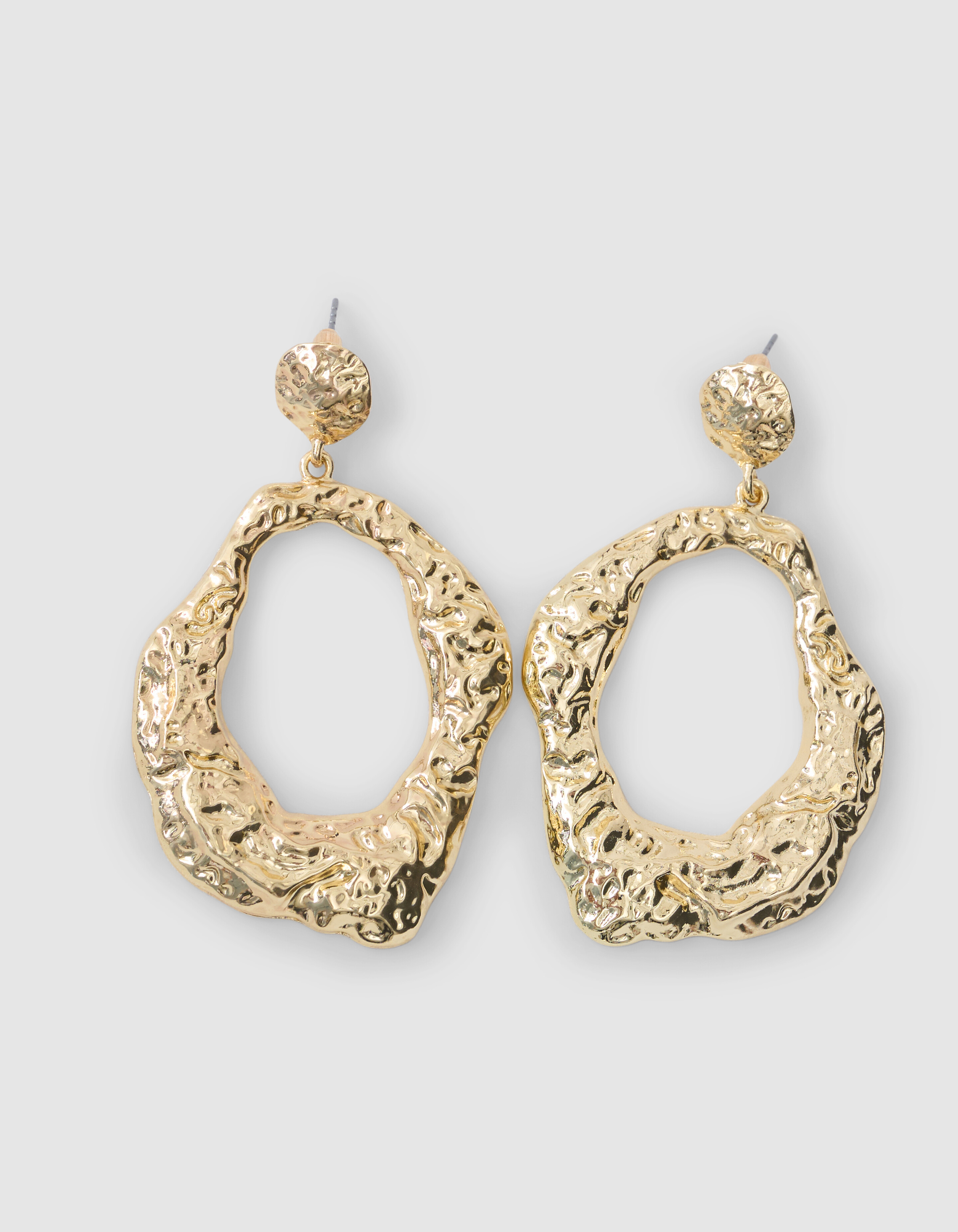 Gehämmerte runde Ohrringe Gold SHOEBY ACCESSOIRES