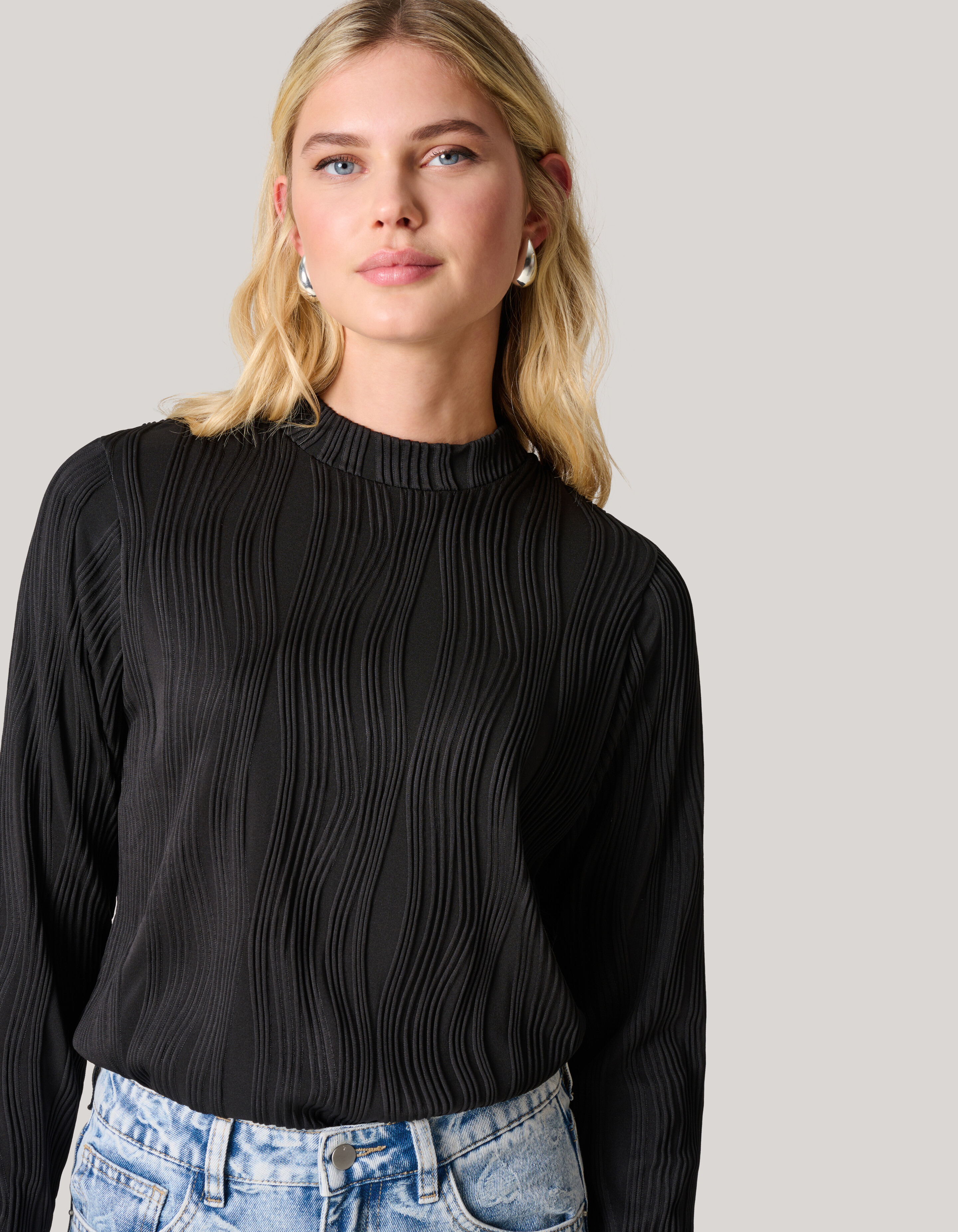 Swirl Crinkle Top Schwarz SHOEBY WOMEN