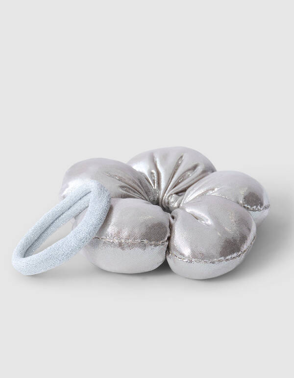 Glänzendes Blumenhaargummi Silber SHOEBY ACCESSOIRES