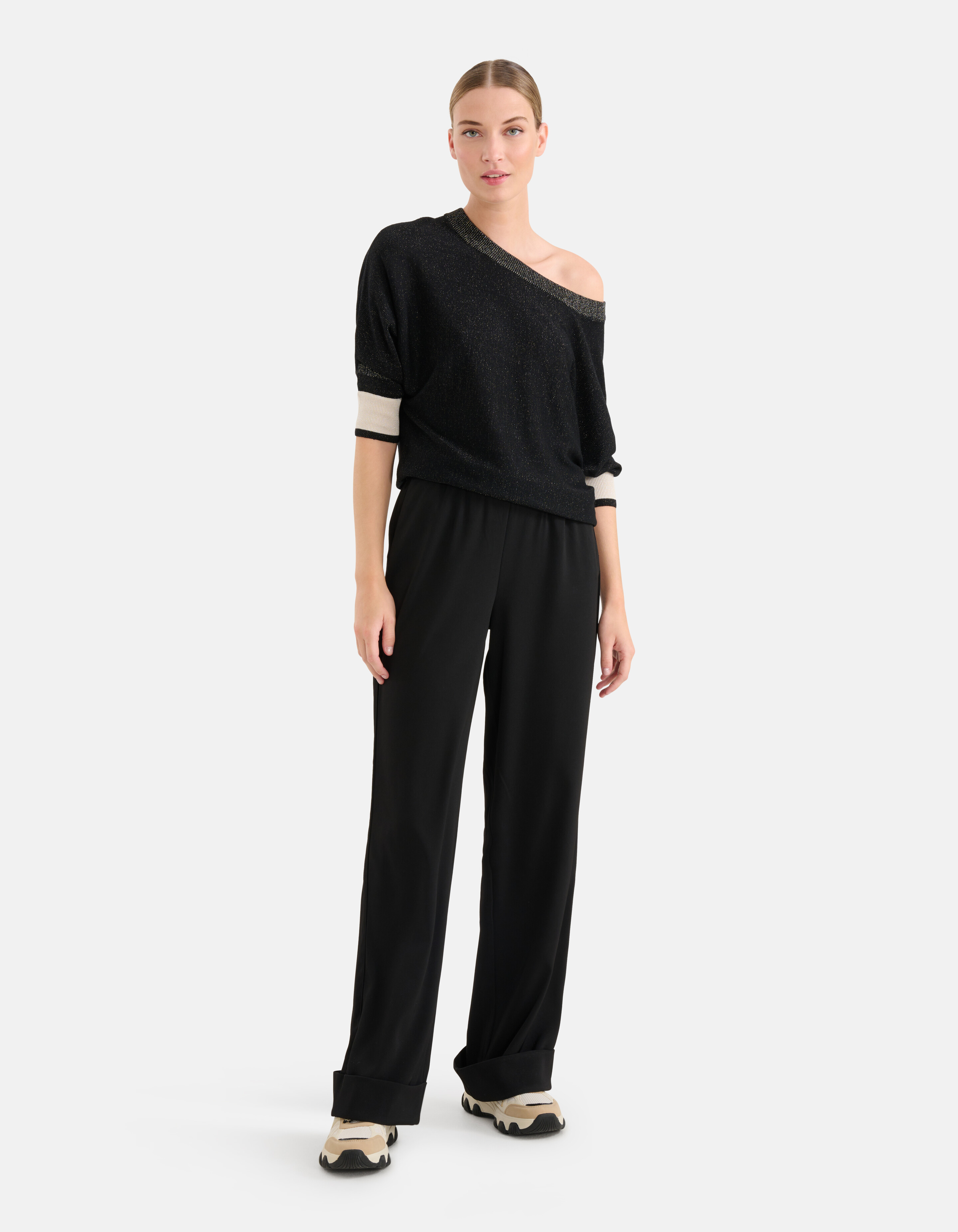 Colourblock Fledermausärmel Pullover Schwarz von M SHOEBY WOMEN