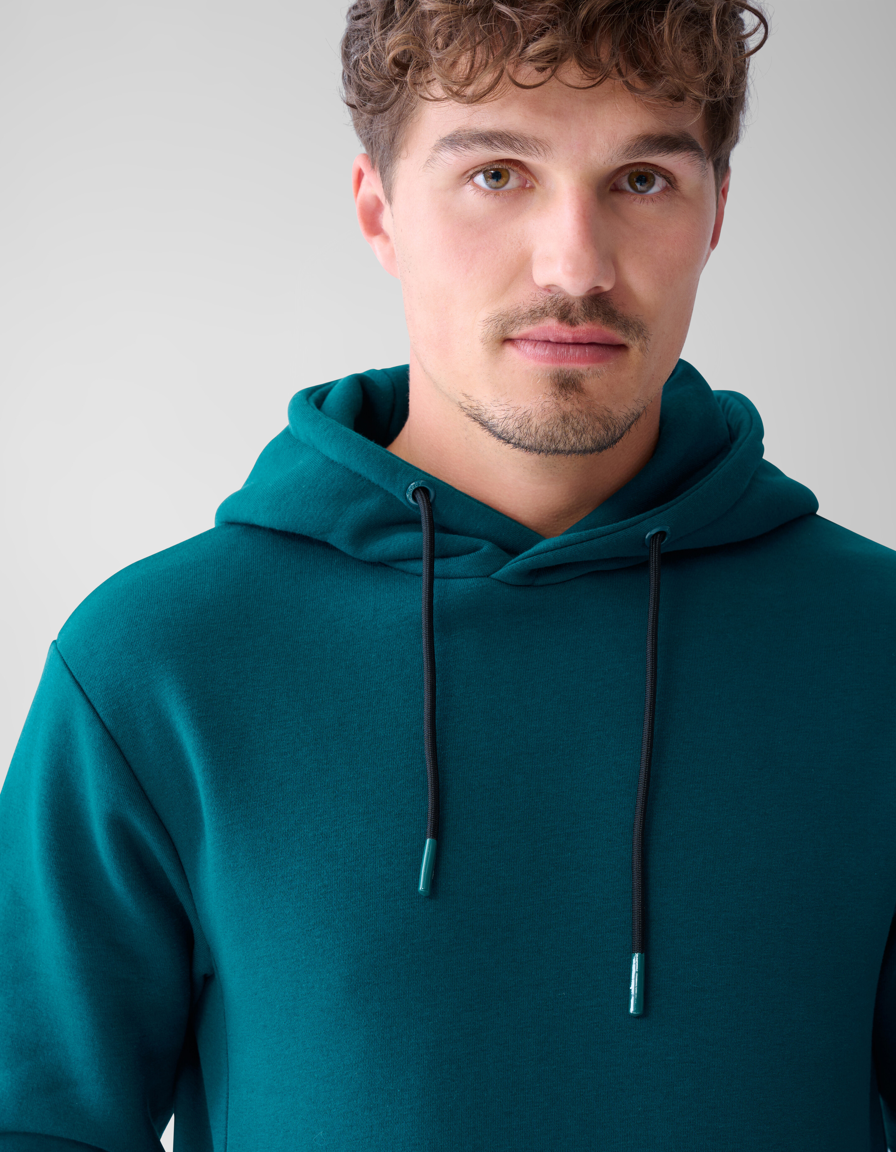 Basic Hoodie Dunkelgrün SHOEBY MEN