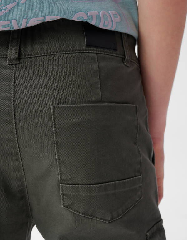 Straight Fit Cargohose Dunkelgrau SHOEBY BOYS