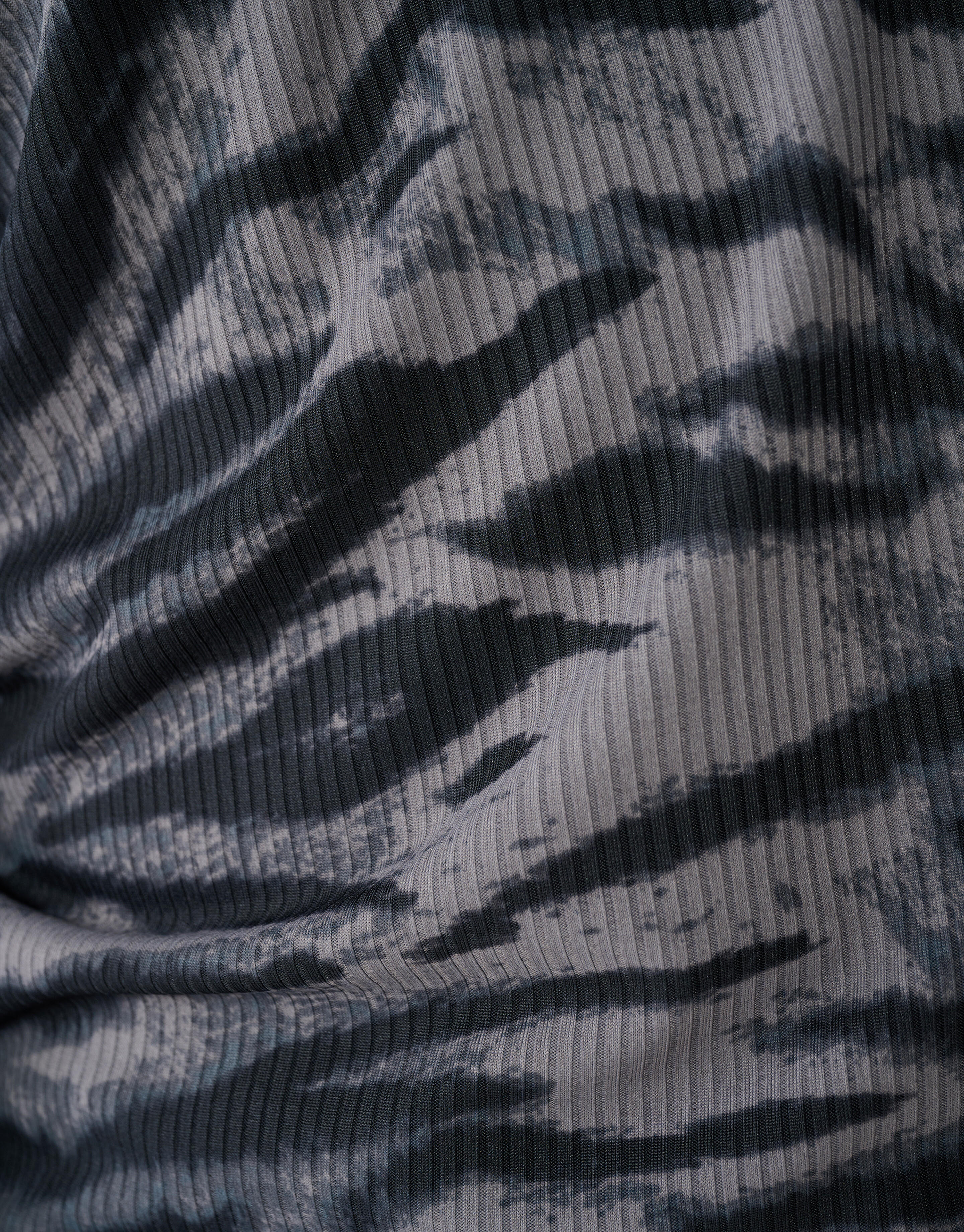 Tigerprint Rib Jersey Top Dunkelgrau SHOEBY WOMEN