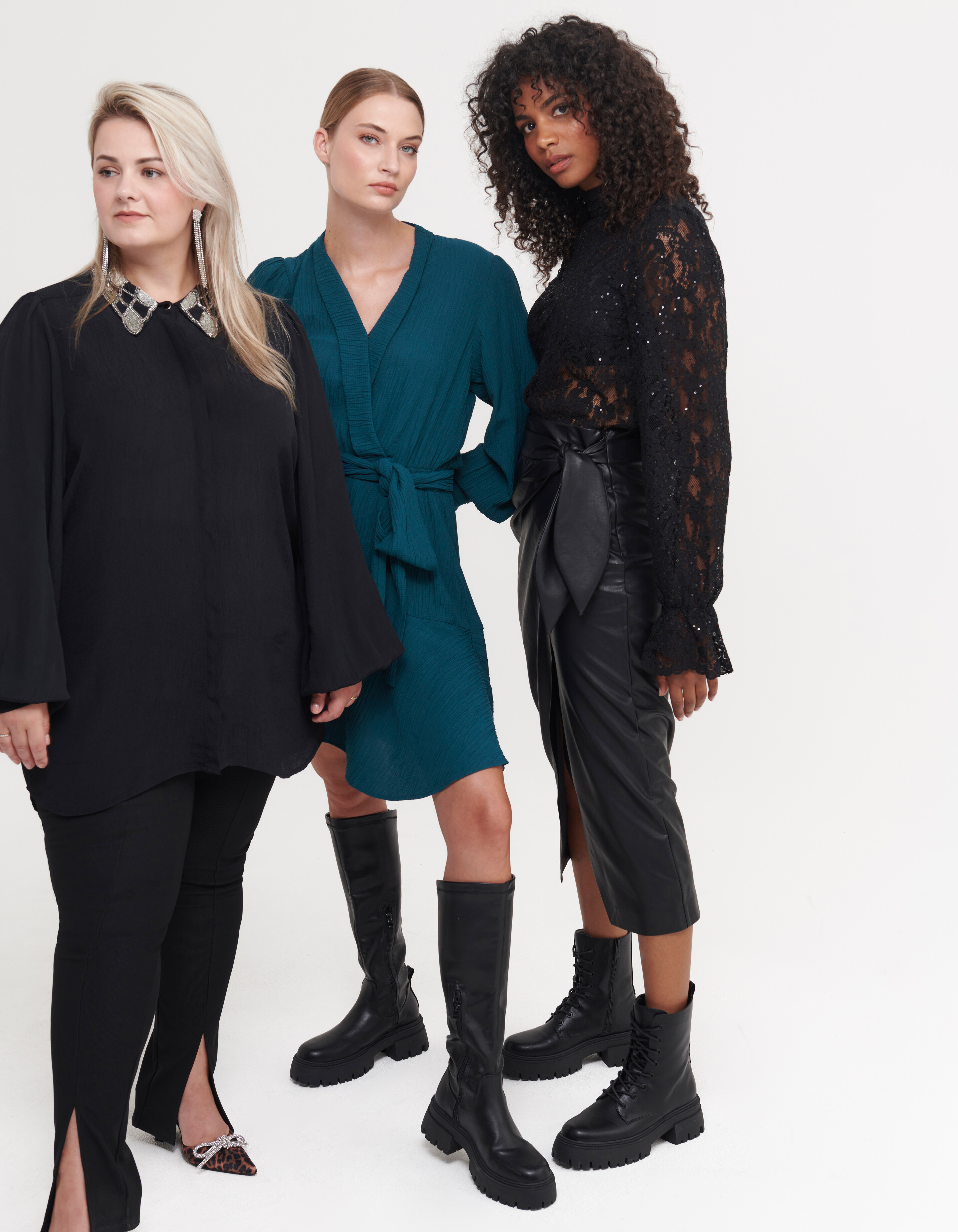 Veganer Midirock aus Leder Schwarz von Fred SHOEBY WOMEN