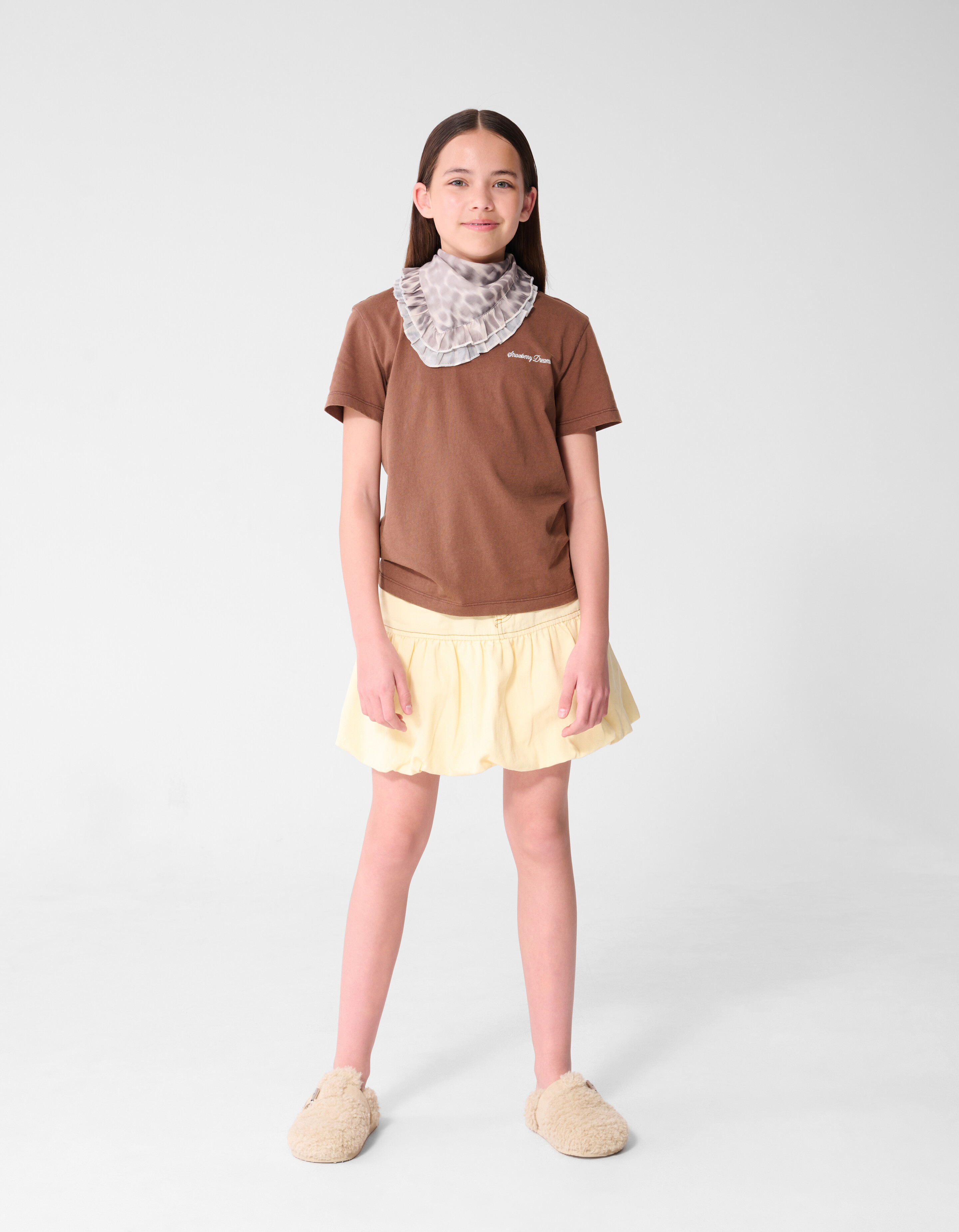 Strawberry Dream Artwork T-shirt Bruin SHOEBY GIRLS