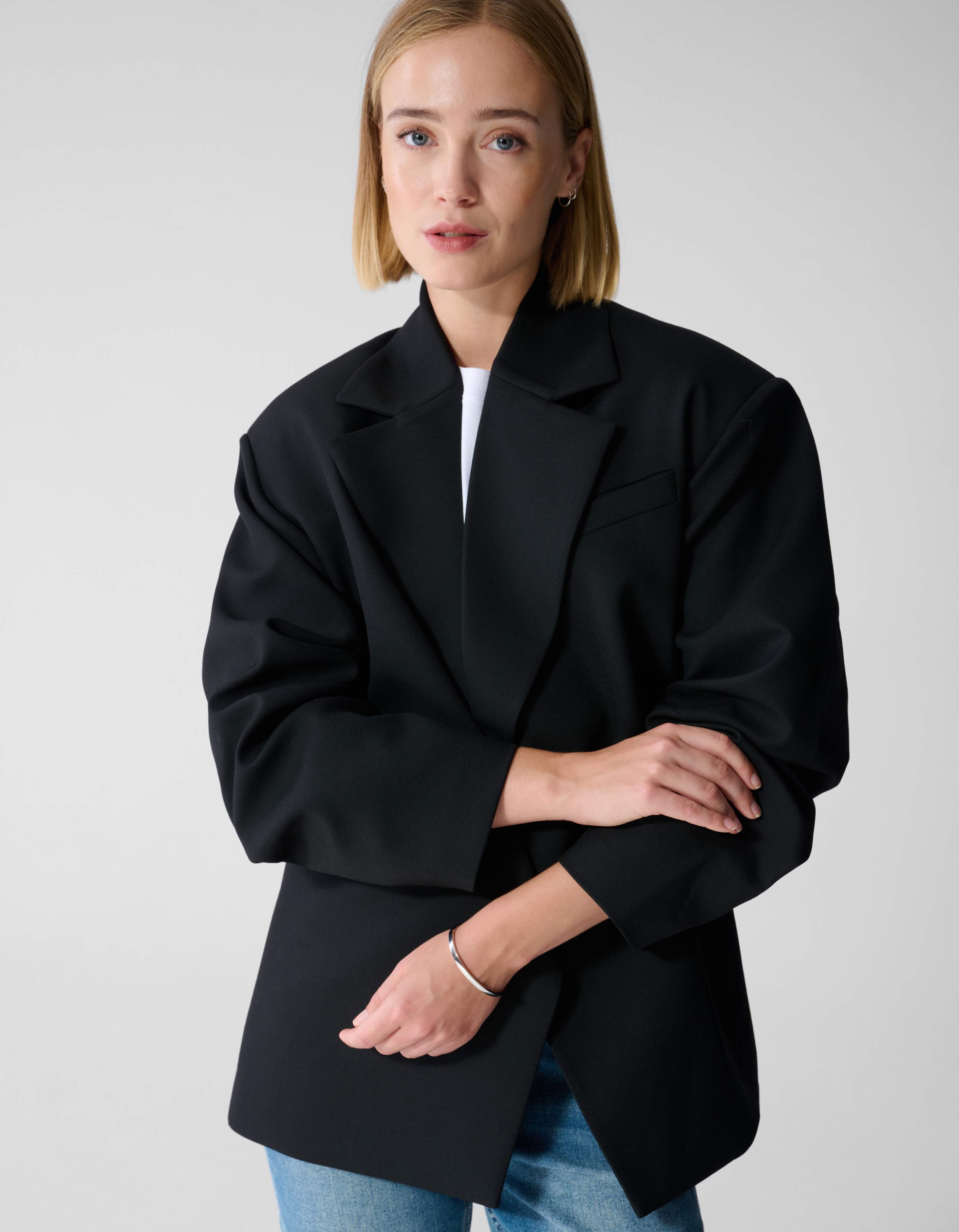 Oversized Shoulder Blazer Schwarz By Lonneke SHOEBY WOMEN