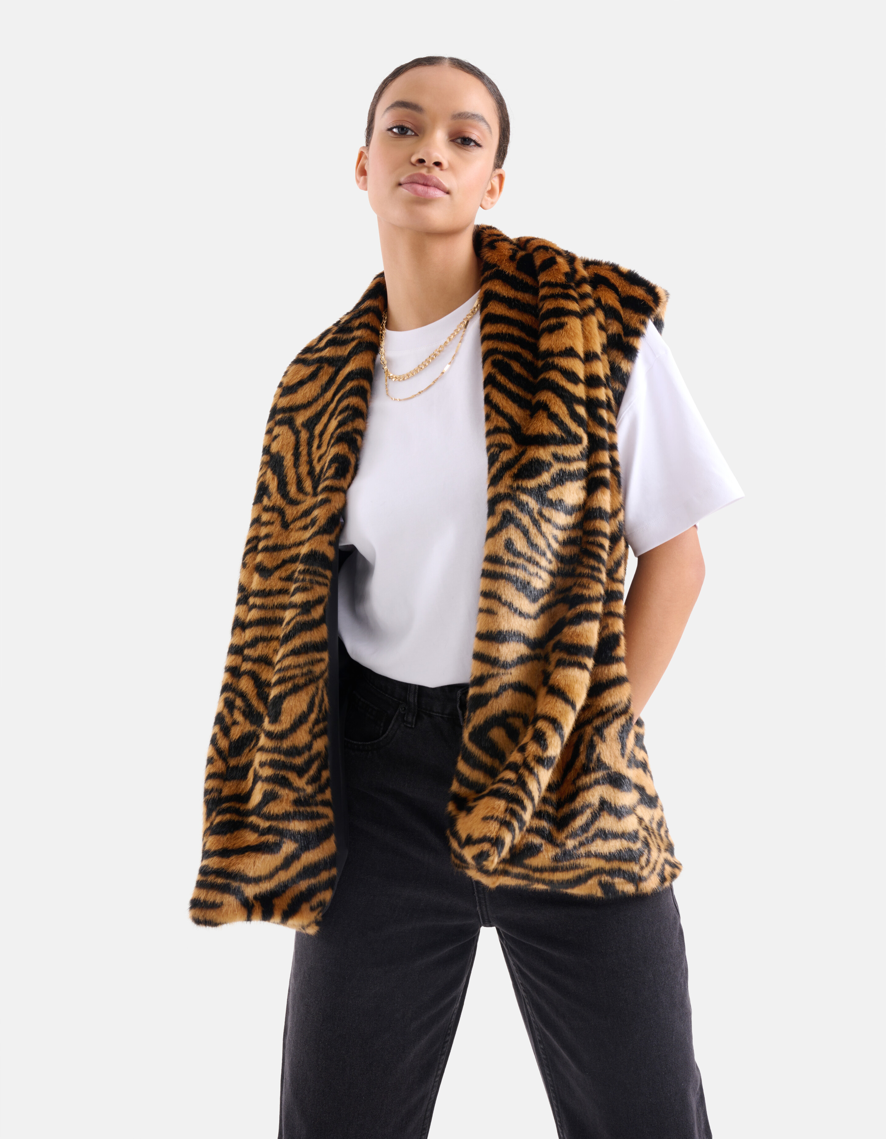 Gilet in Pelzoptik mit Tigerdruck Braun SHOEBY WOMEN