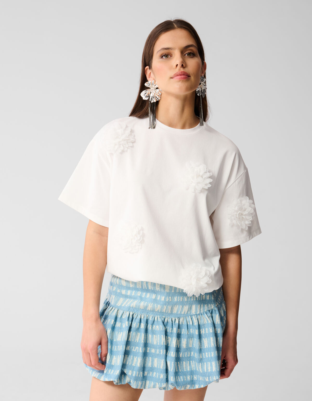 Übergroßes Blumen-T-Shirt Weiß von Lizzy SHOEBY WOMEN