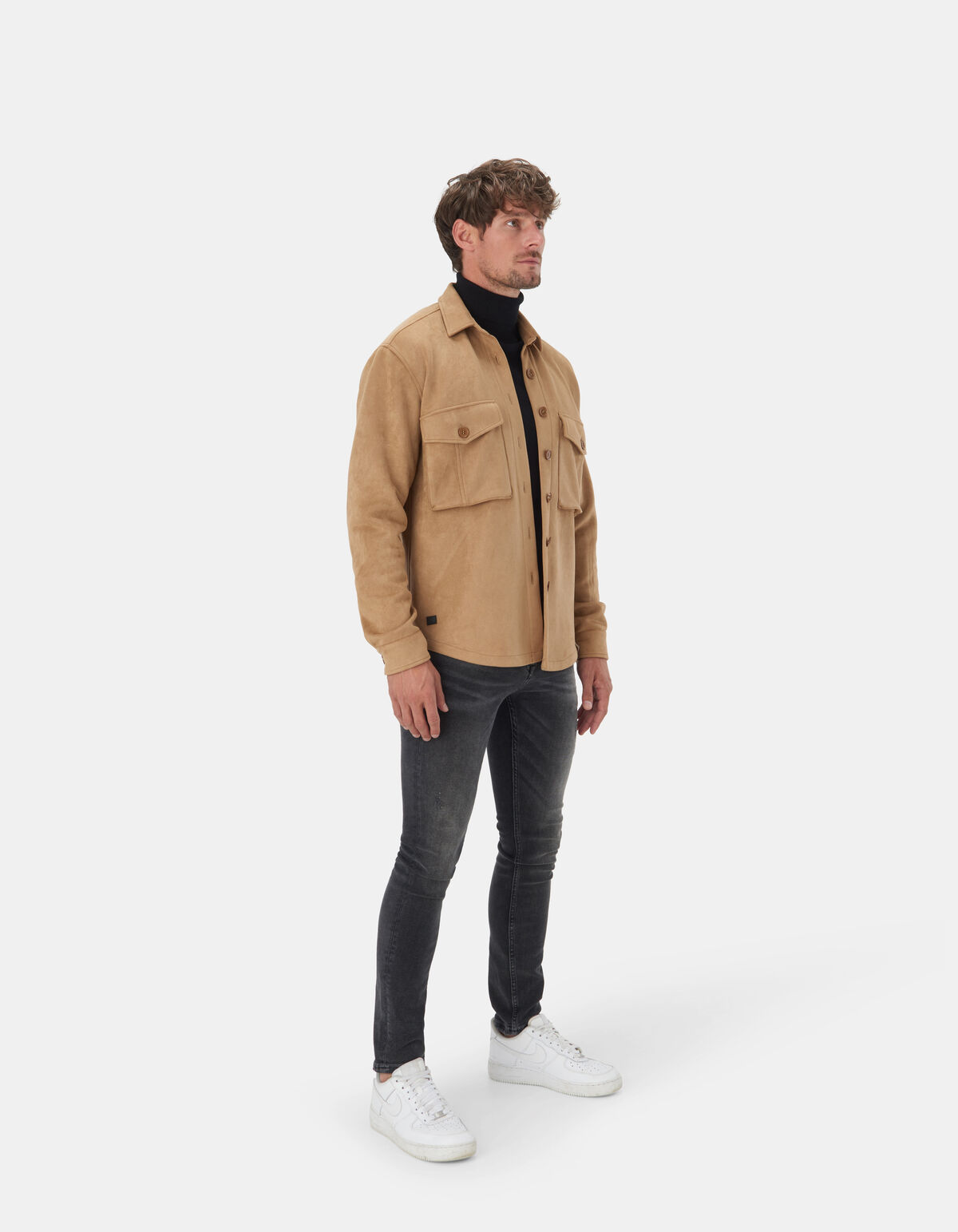 Overshirt aus Veloursleder REFILL