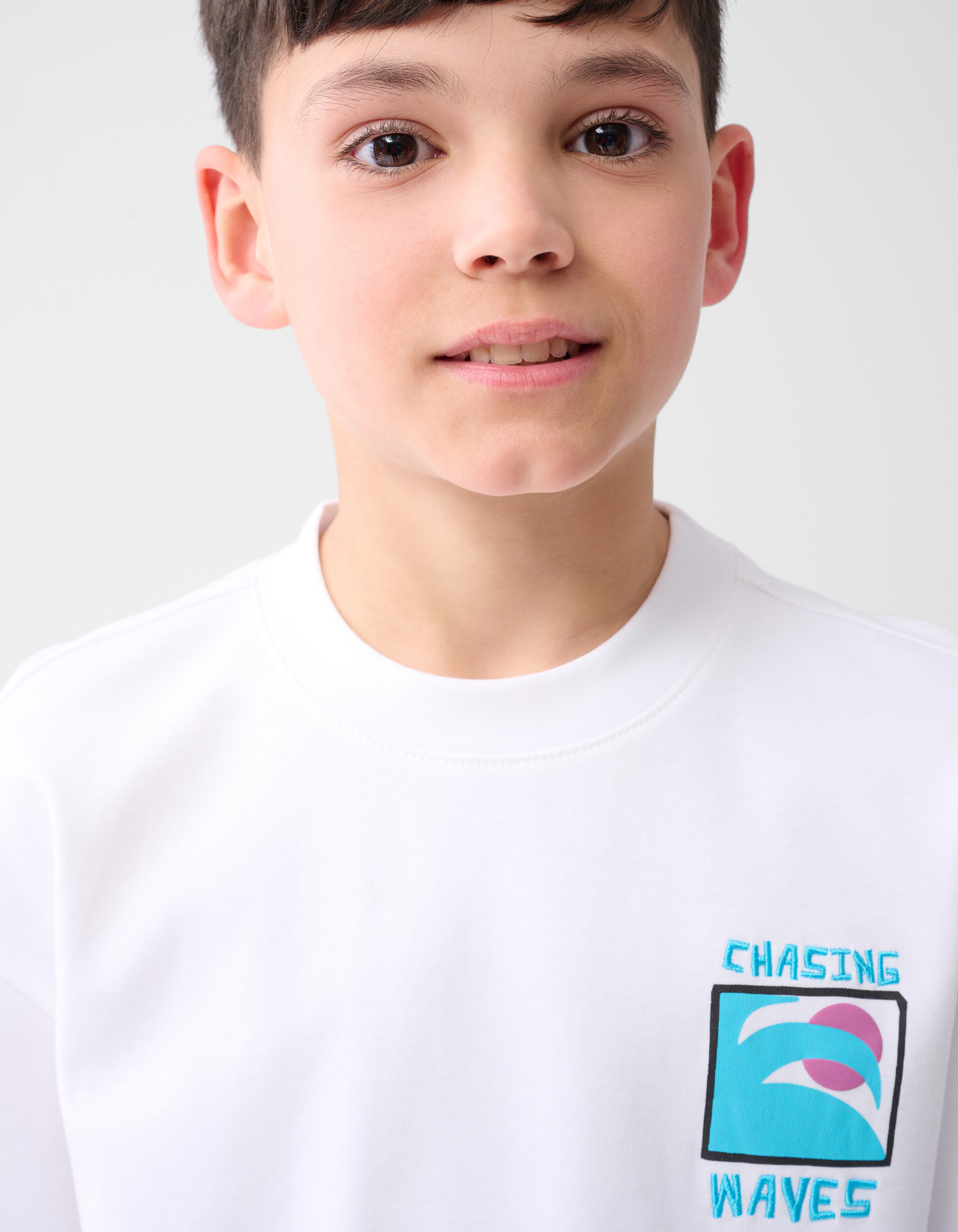 Waves Artwork T-shirt White SHOEBY BOYS