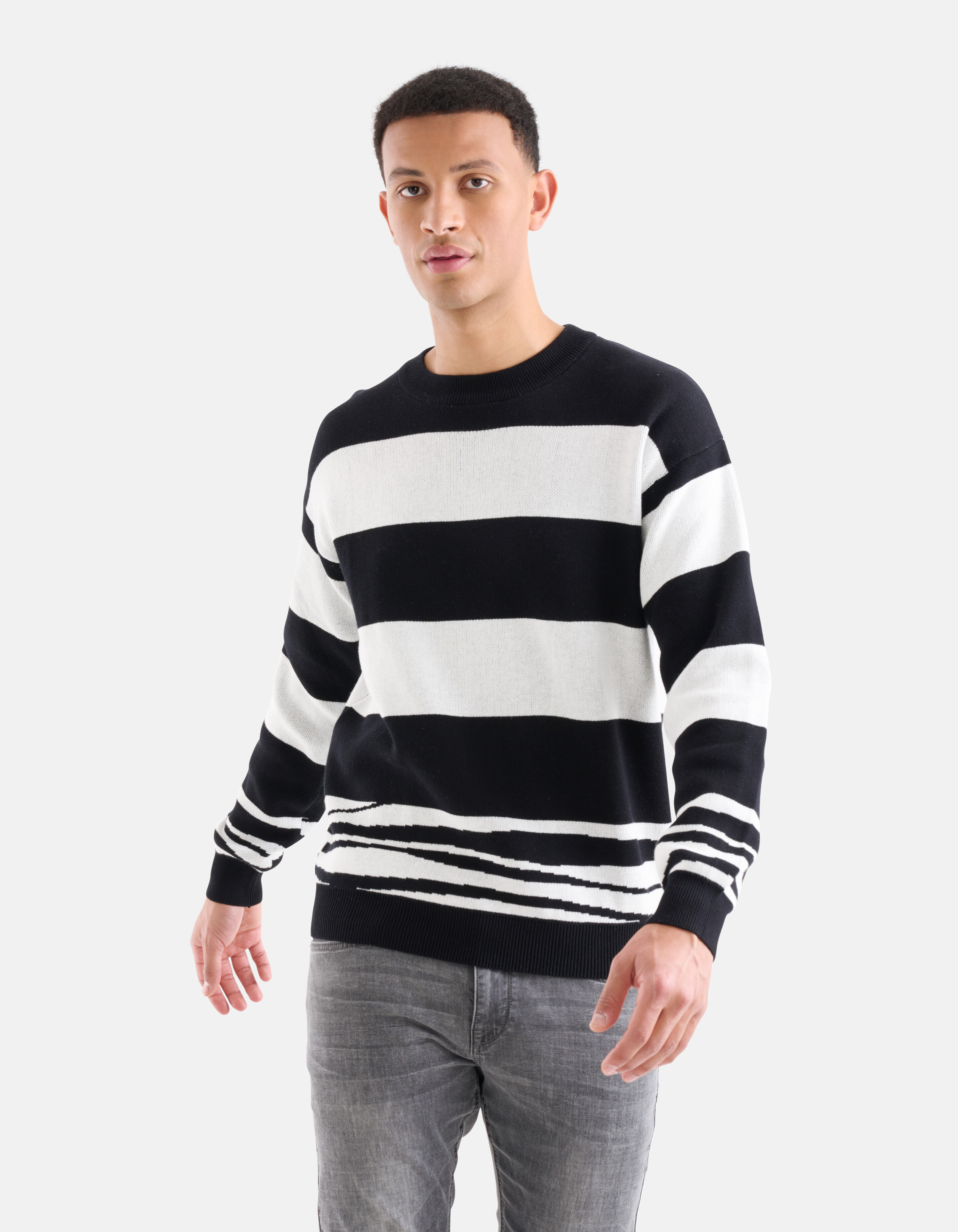 Gestreifter Pullover Schwarz SHOEBY MEN