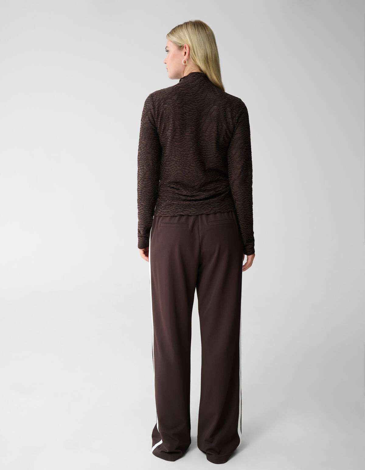 Crinkle Top Dunkelbraun SHOEBY WOMEN