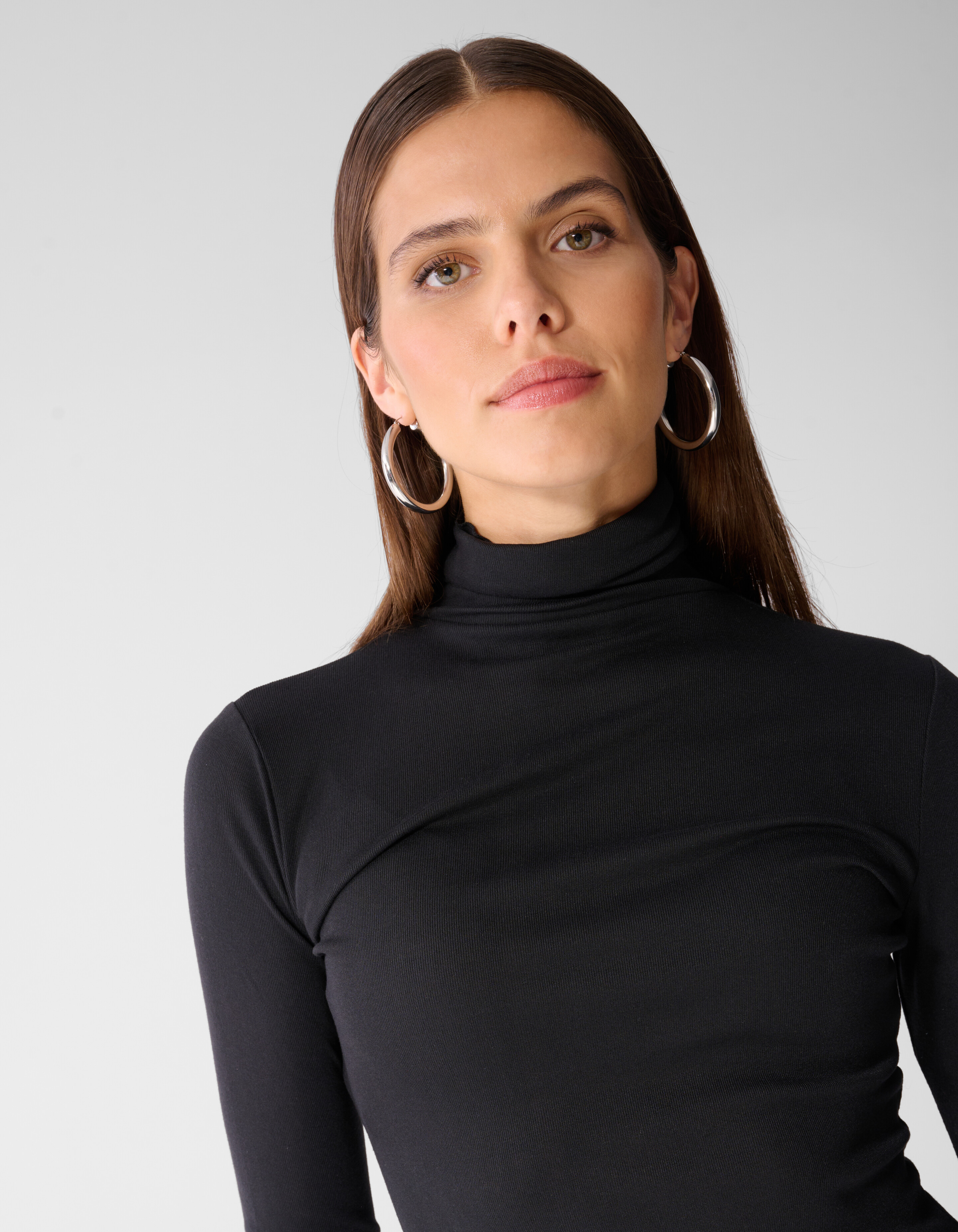 Col Neck Longsleeve Schwarz SHOEBY WOMEN