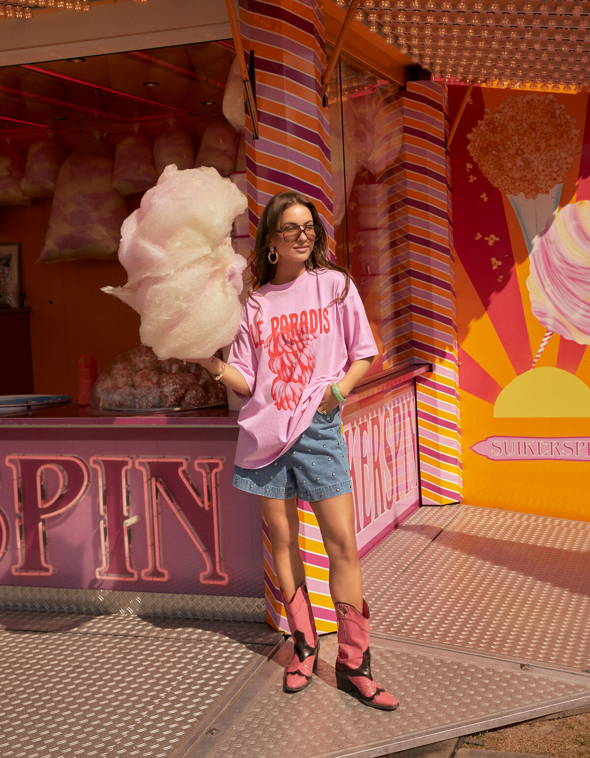 Übergroßes Kunstwerk-T-Shirt Rosa von Lizzy SHOEBY WOMEN