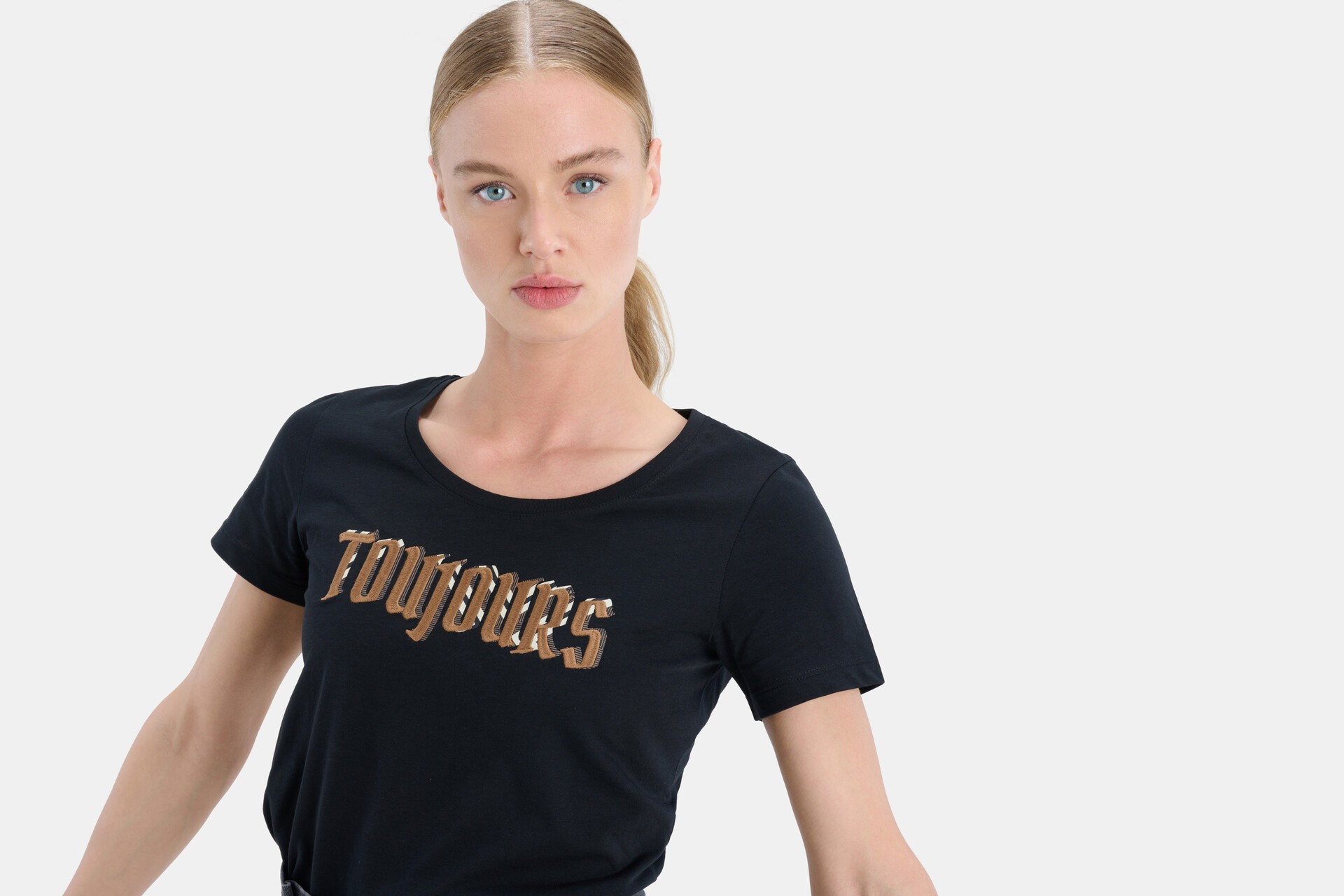 T-Shirt mit Textdruck Schwarz SHOEBY WOMEN
