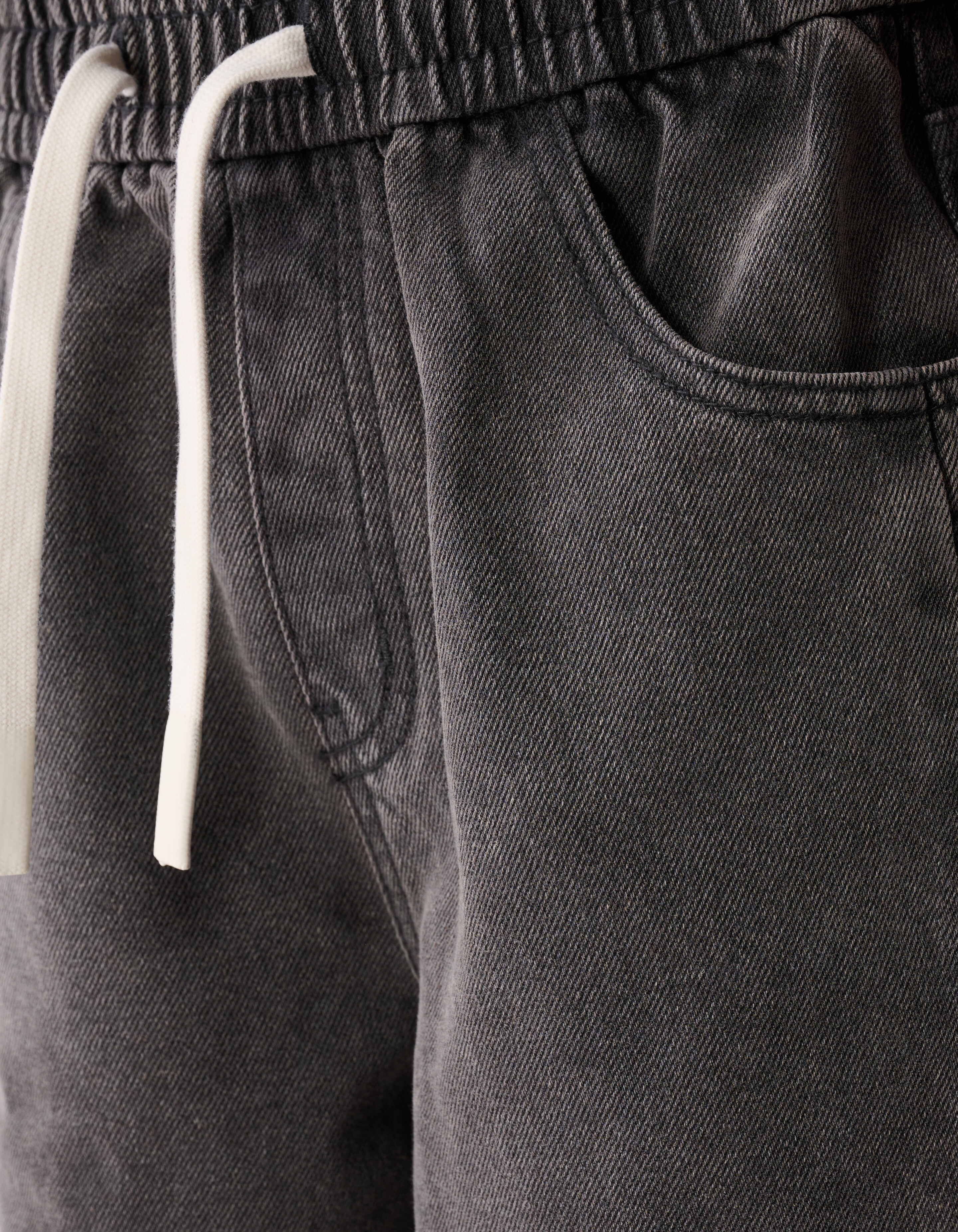 Sportliche Jeansshorts Grau SHOEBY BOYS