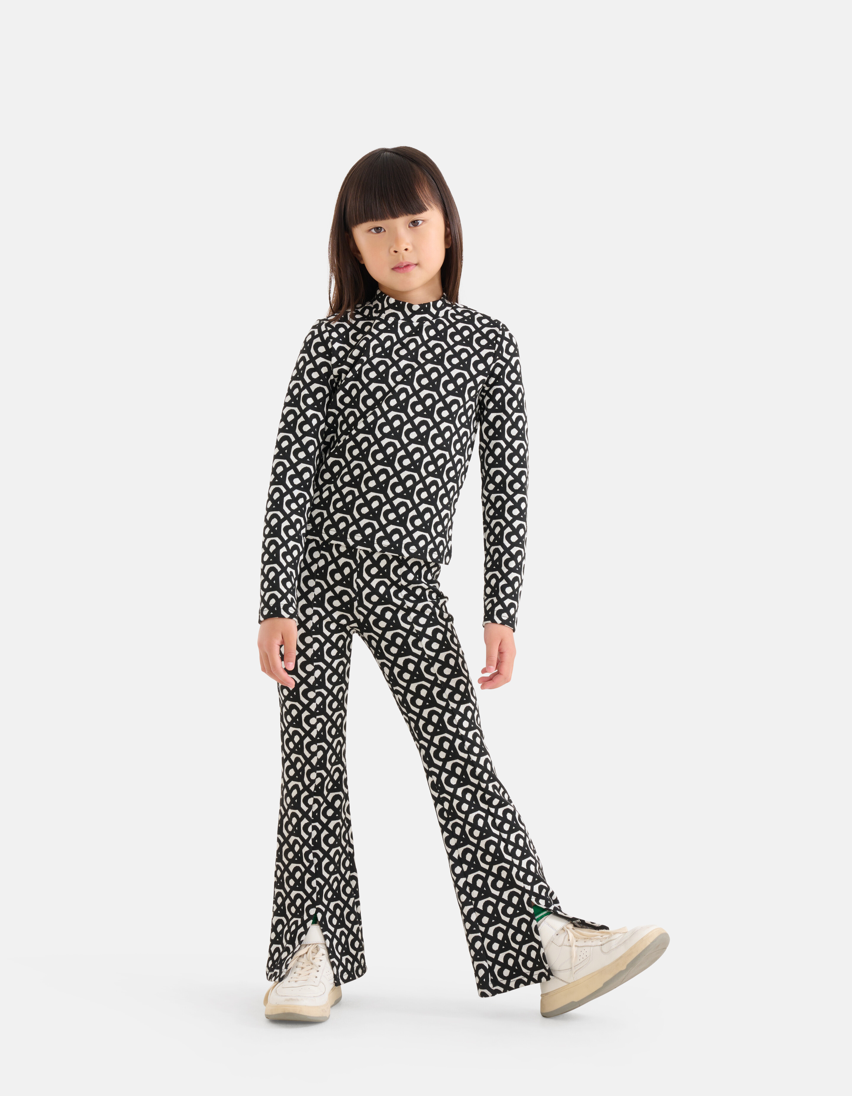 Monogramm-Schlaghose Schwarz SHOEBY GIRLS
